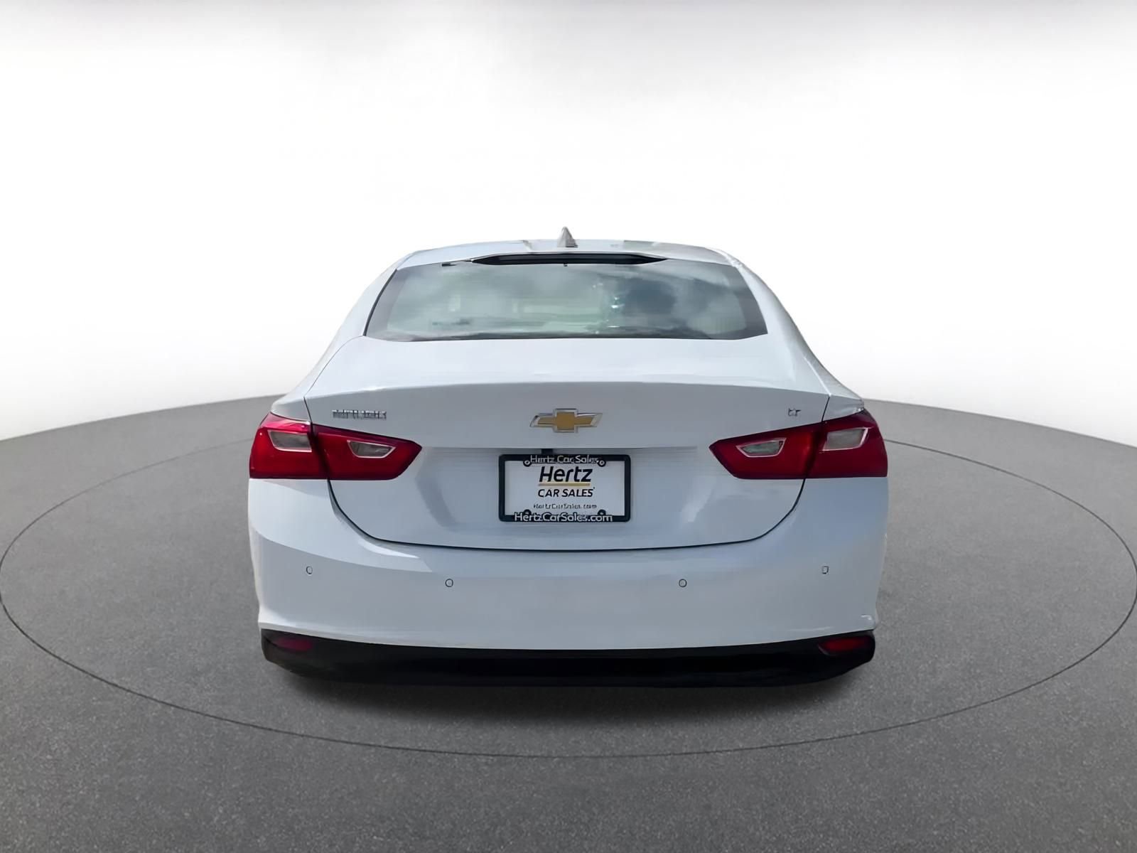 Thumbnail: 2024 Chevrolet Malibu - 12