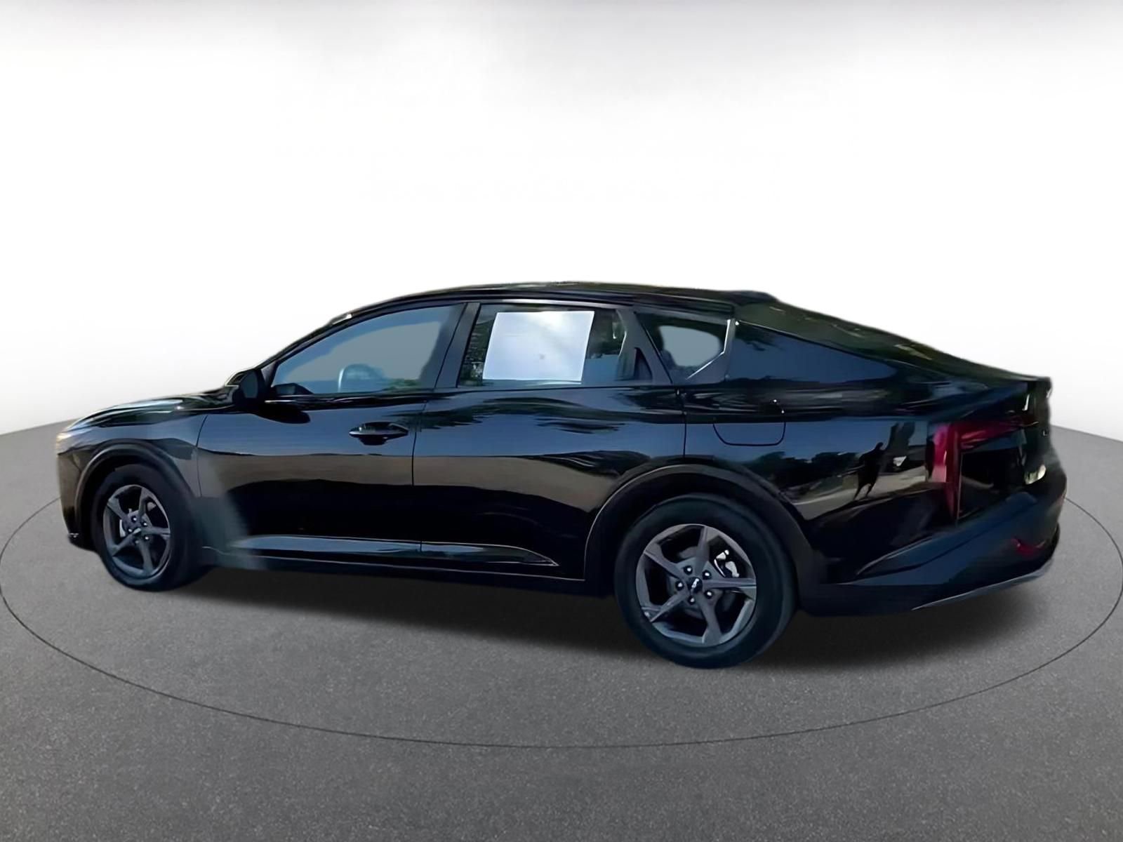 Thumbnail: 2025 Kia K4 - 8