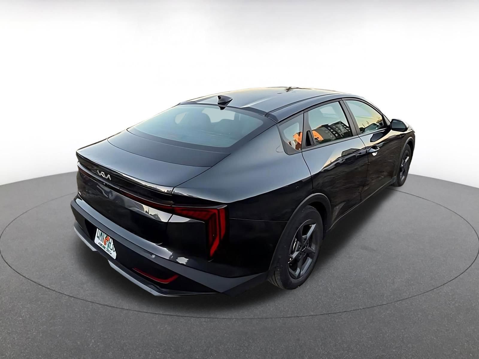 Thumbnail: 2025 Kia K4 - 6