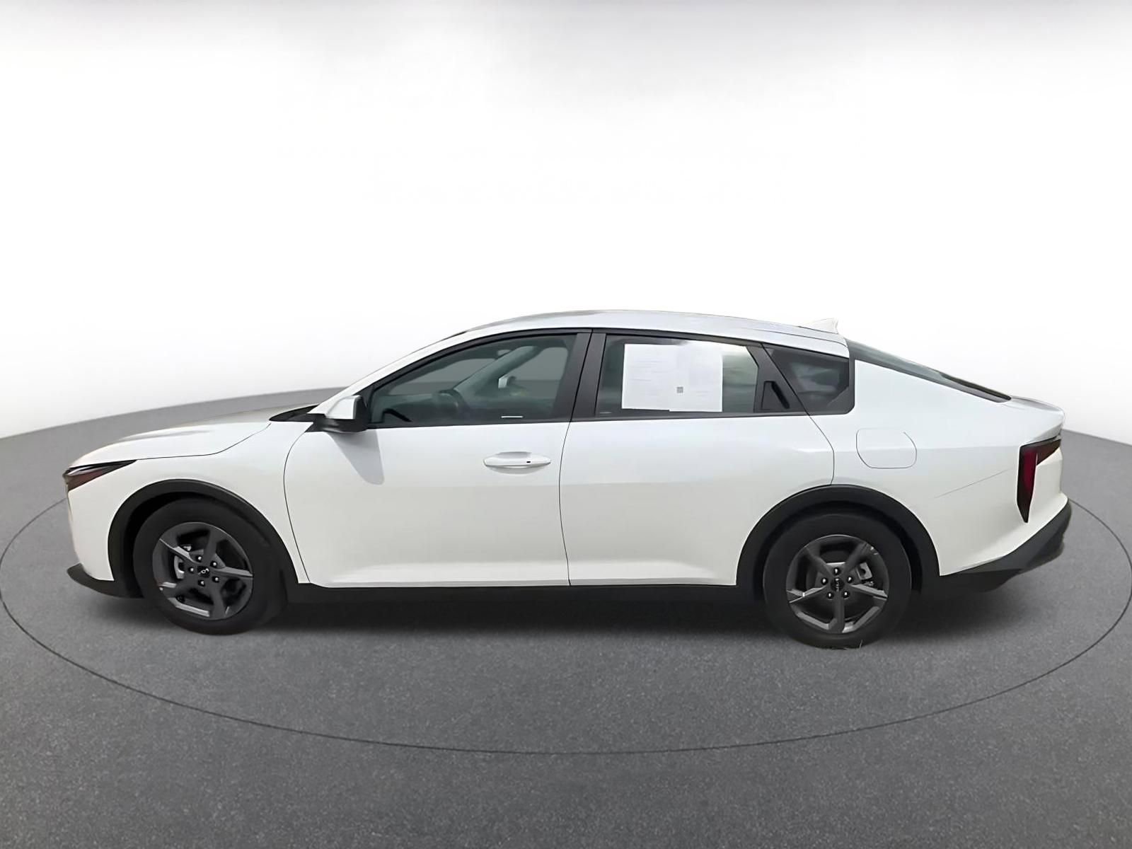 Thumbnail: 2025 Kia K4 - 10