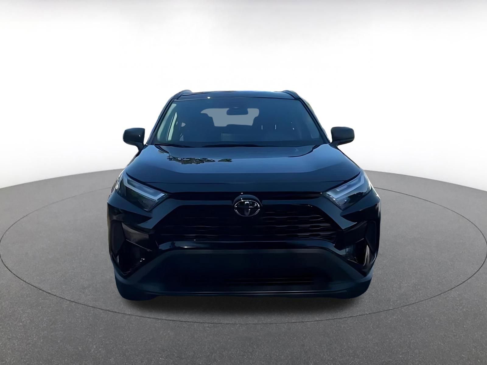 Thumbnail: 2025 Toyota RAV4 - 3