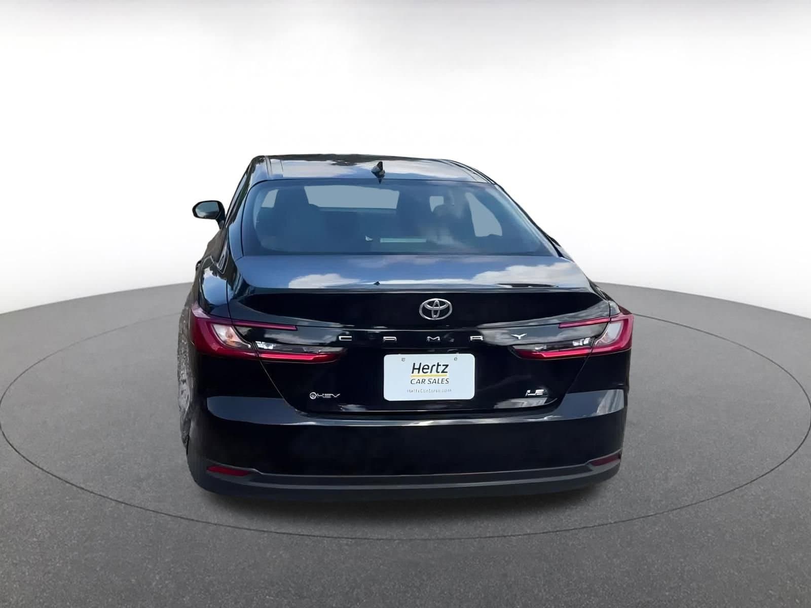 Thumbnail: 2025 Toyota Camry - 12