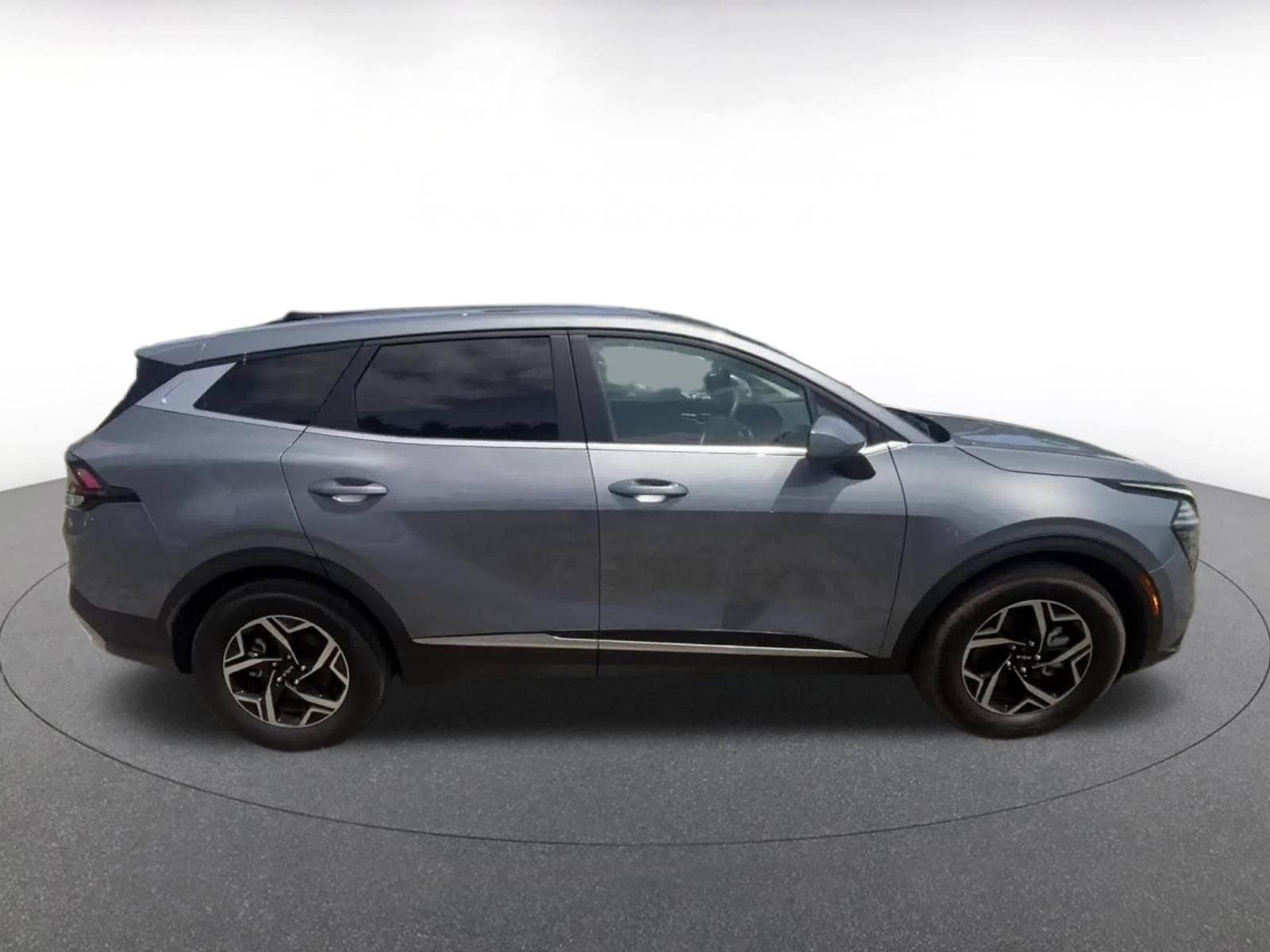 Thumbnail: 2025 Kia Sportage - 16