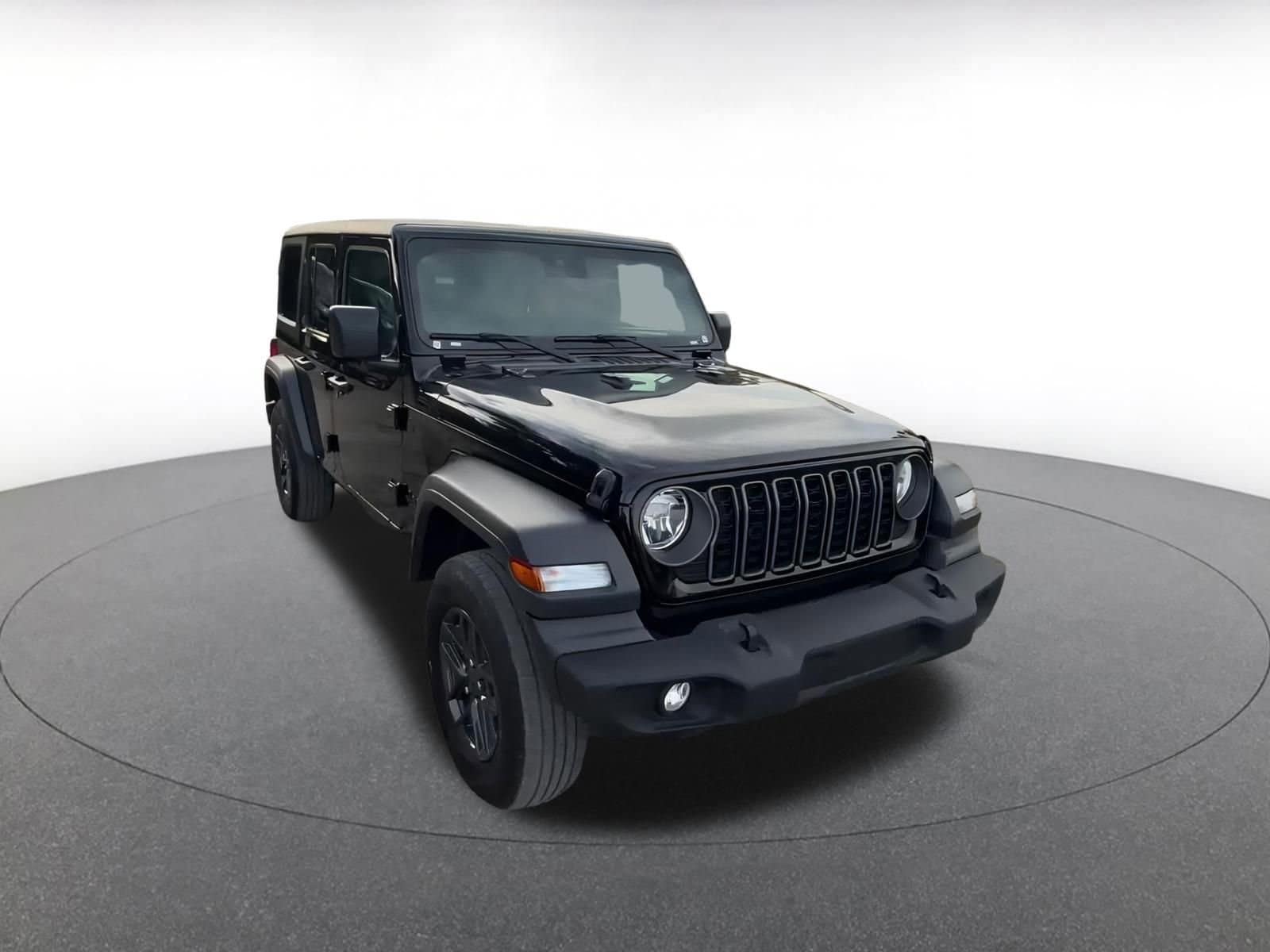Thumbnail: 2025 Jeep Wrangler - 3