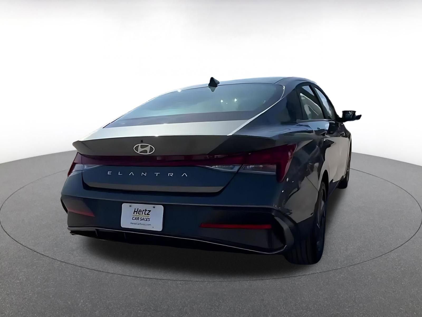 Thumbnail: 2025 Hyundai Elantra - 17