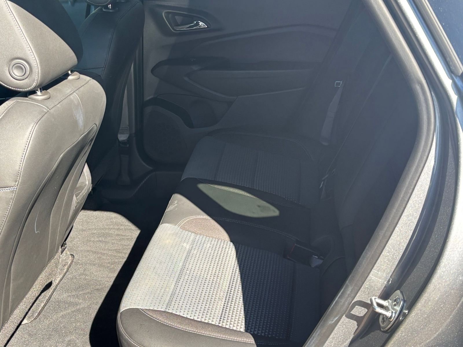 Thumbnail: 2025 Chevrolet Trax - 27