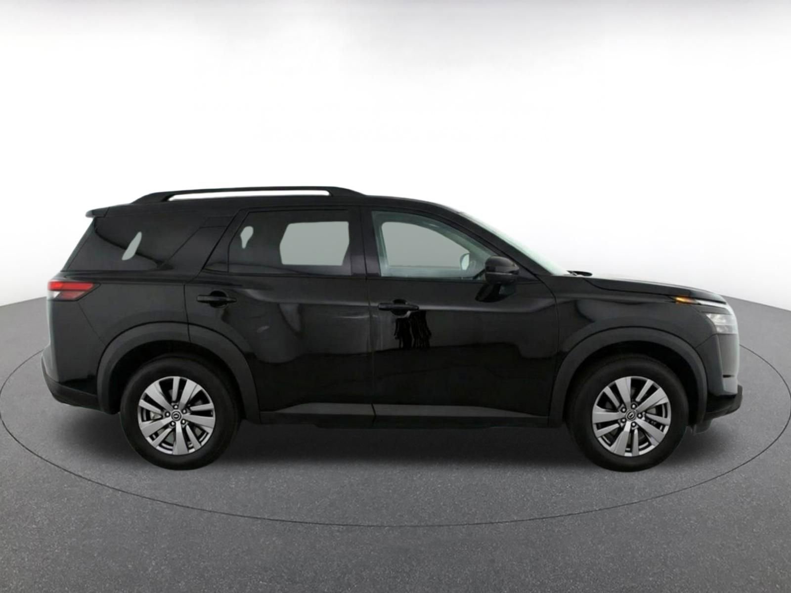 Thumbnail: 2025 Nissan Pathfinder - 14