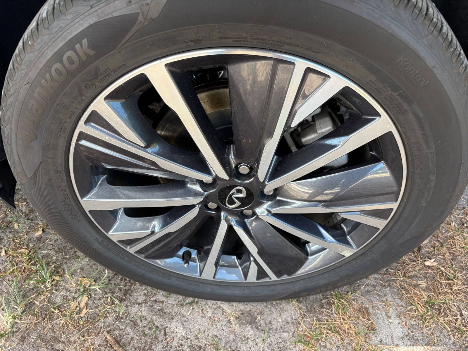 Thumbnail: 2026 INFINITI QX60 - 35