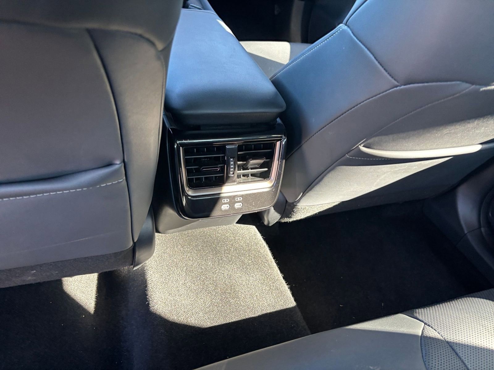 Thumbnail: 2025 Toyota Crown - 24