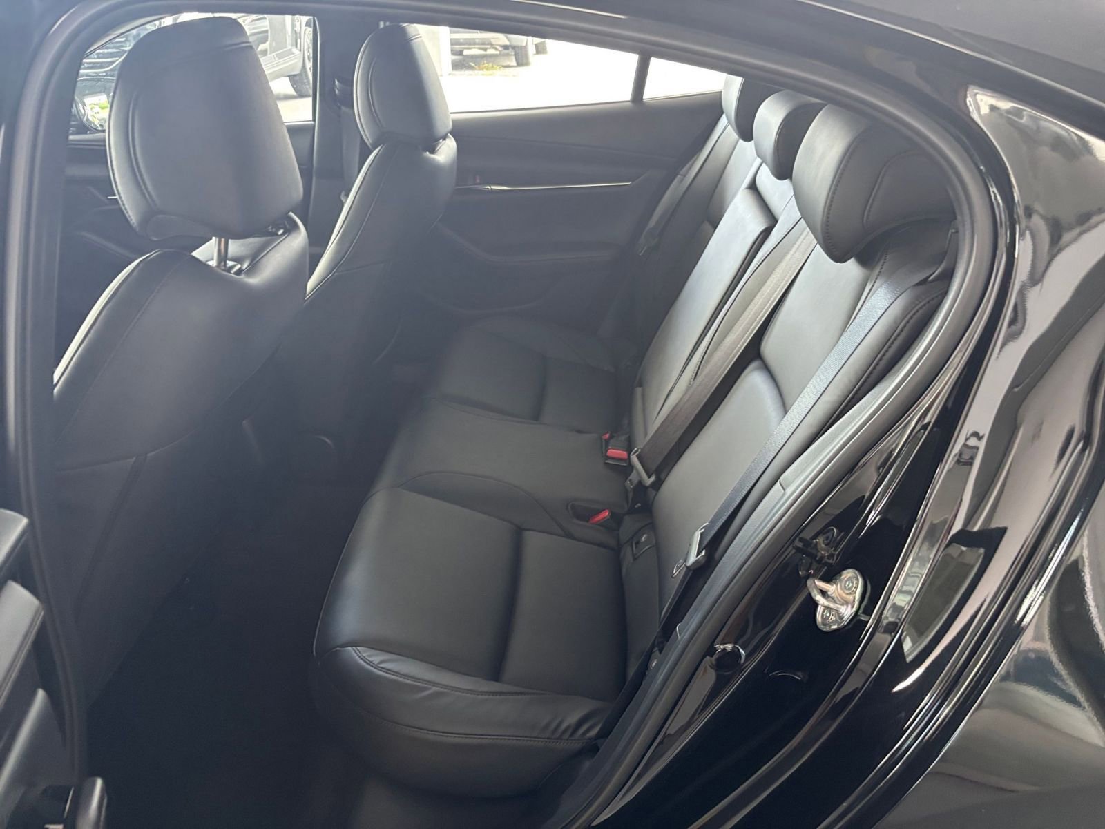 Thumbnail: 2025 Mazda Mazda3 - 24