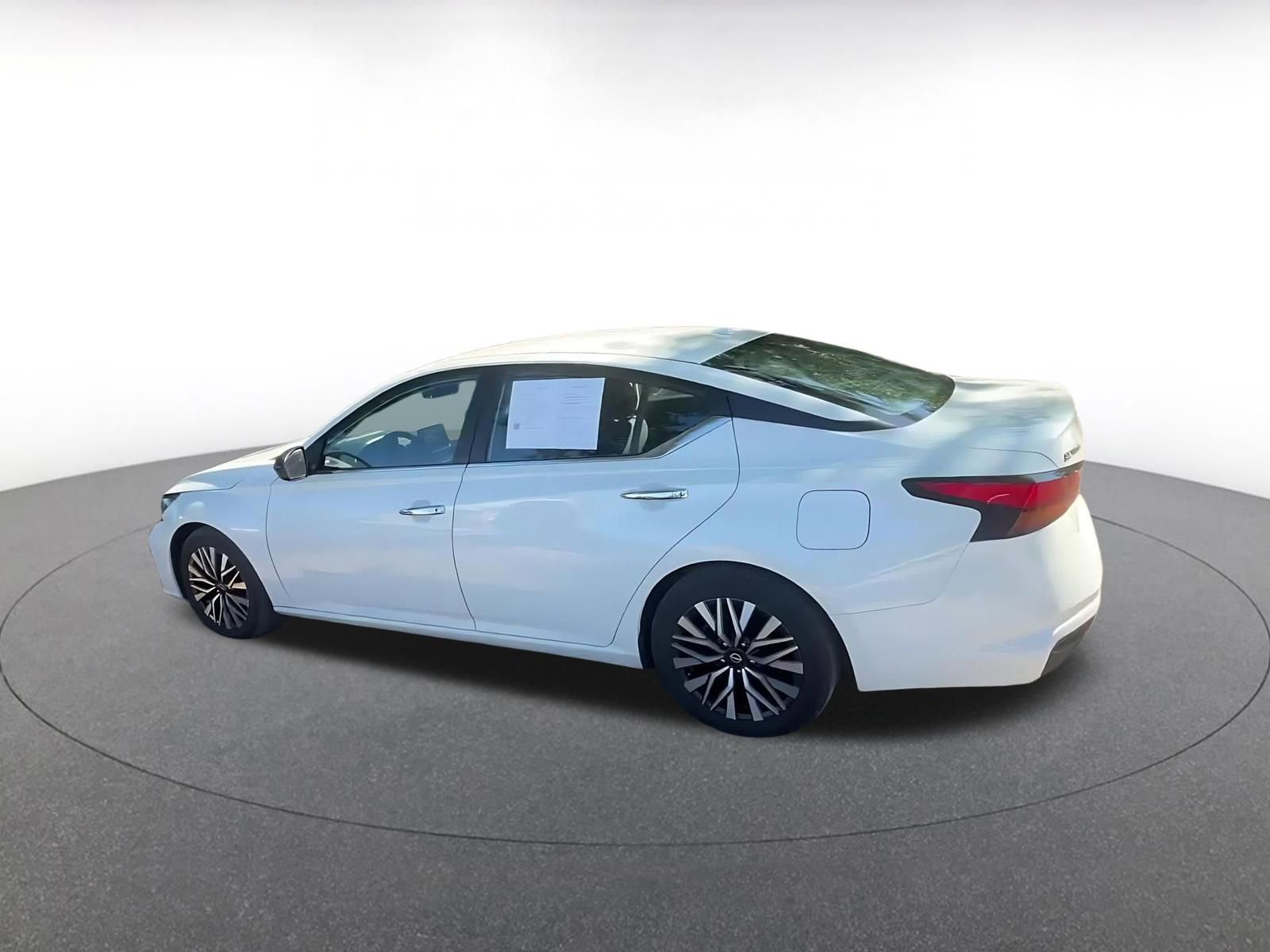 Thumbnail: 2025 Nissan Altima - 10