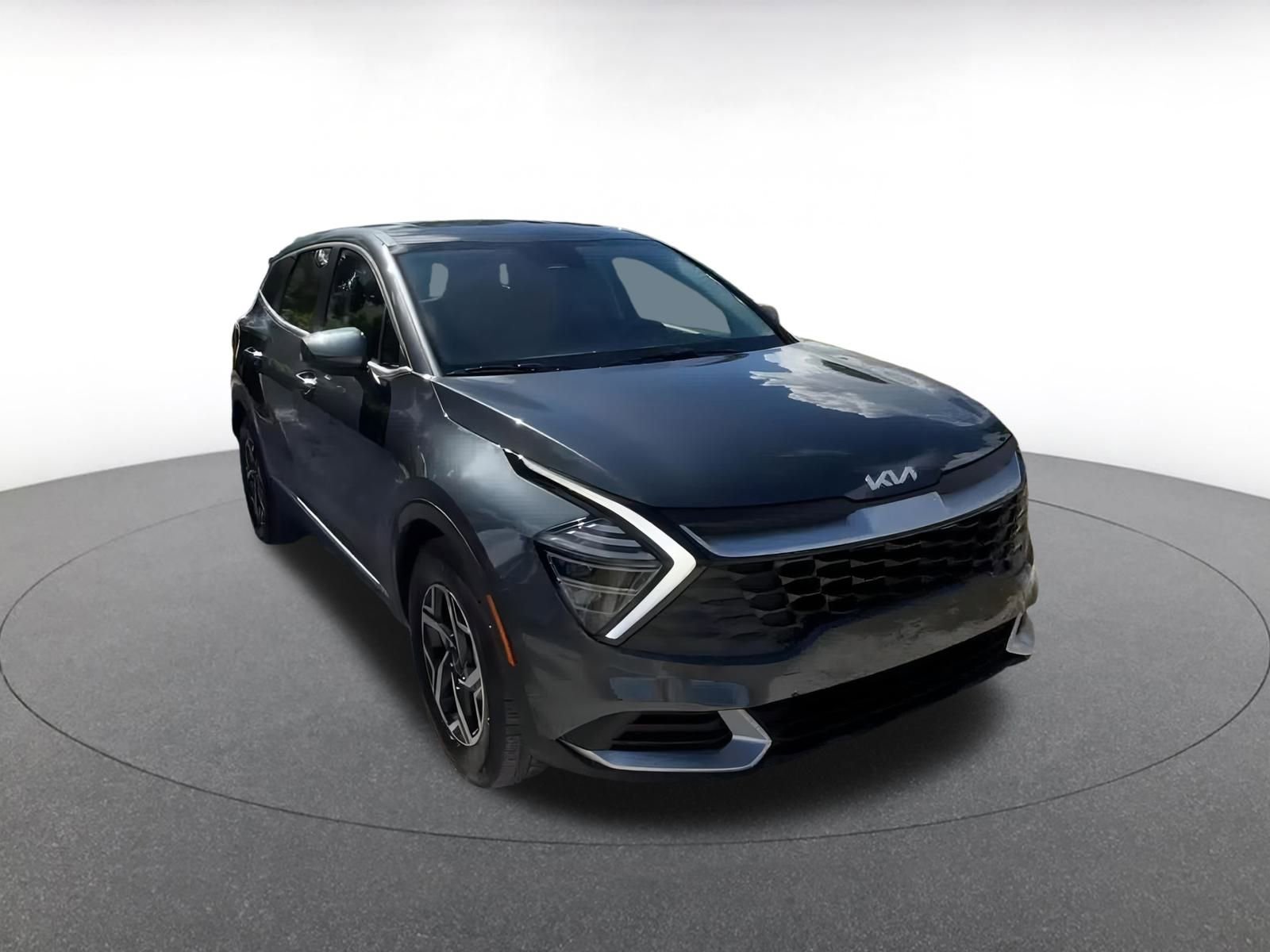 Thumbnail: 2025 Kia Sportage - 3