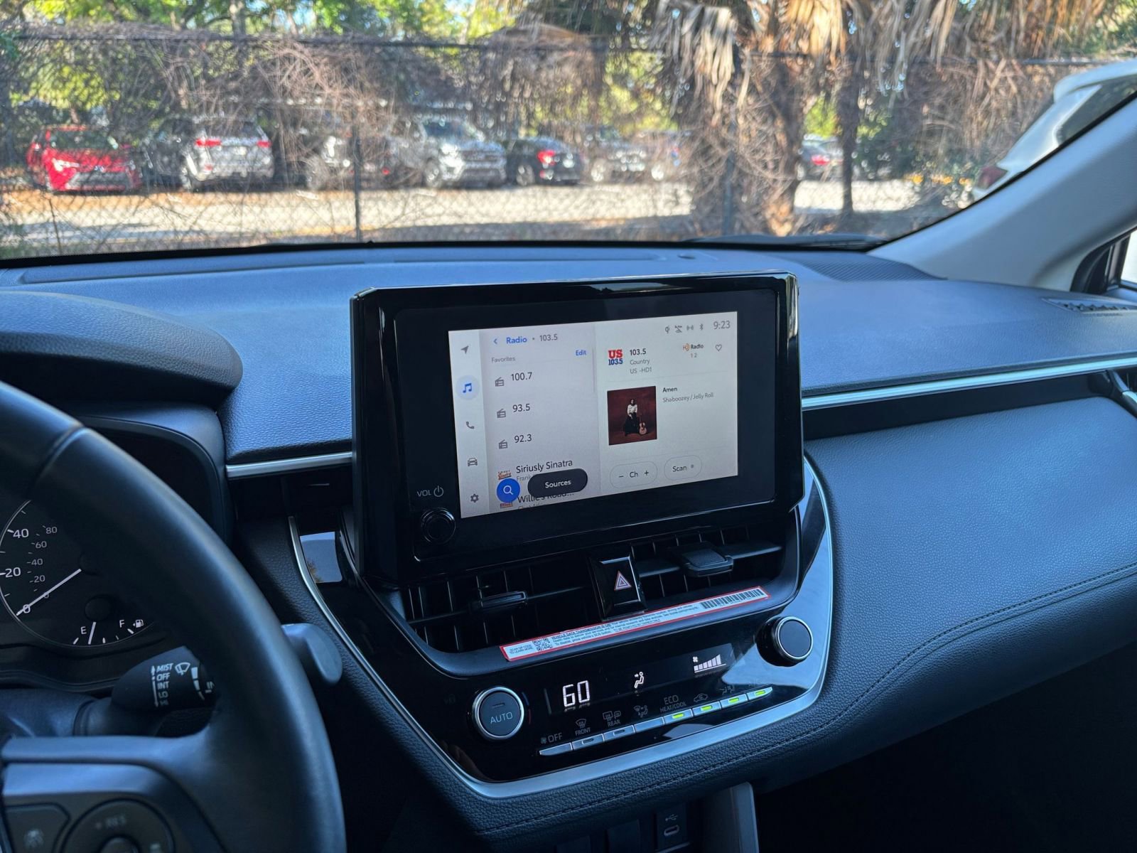 Thumbnail: 2025 Toyota Corolla Cross - 21