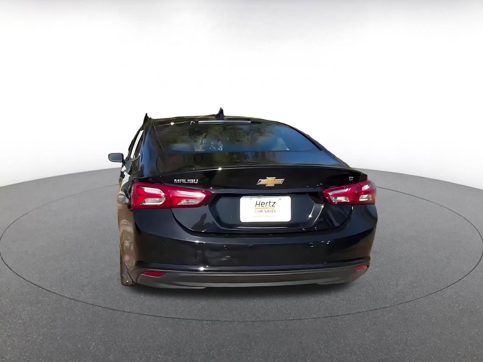 Thumbnail: 2024 Chevrolet Malibu - 11