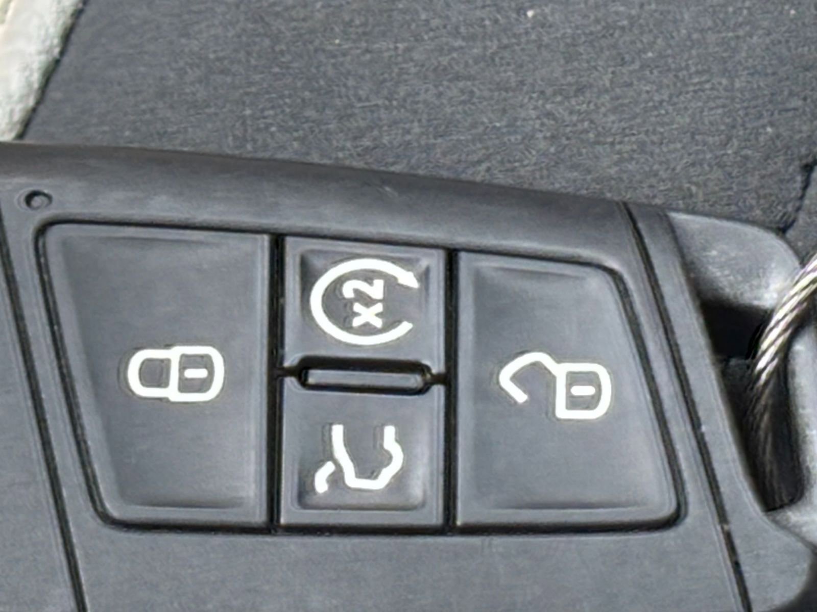 Thumbnail: 2025 Volkswagen Taos - 25