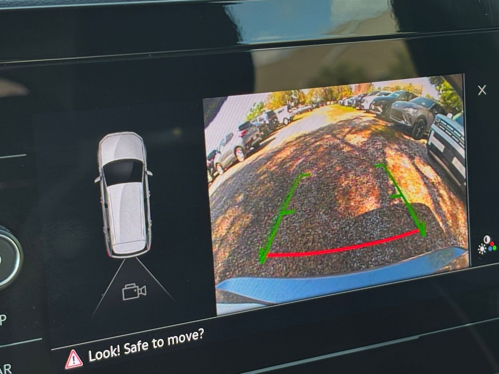 Thumbnail: 2025 Volkswagen Taos - 24