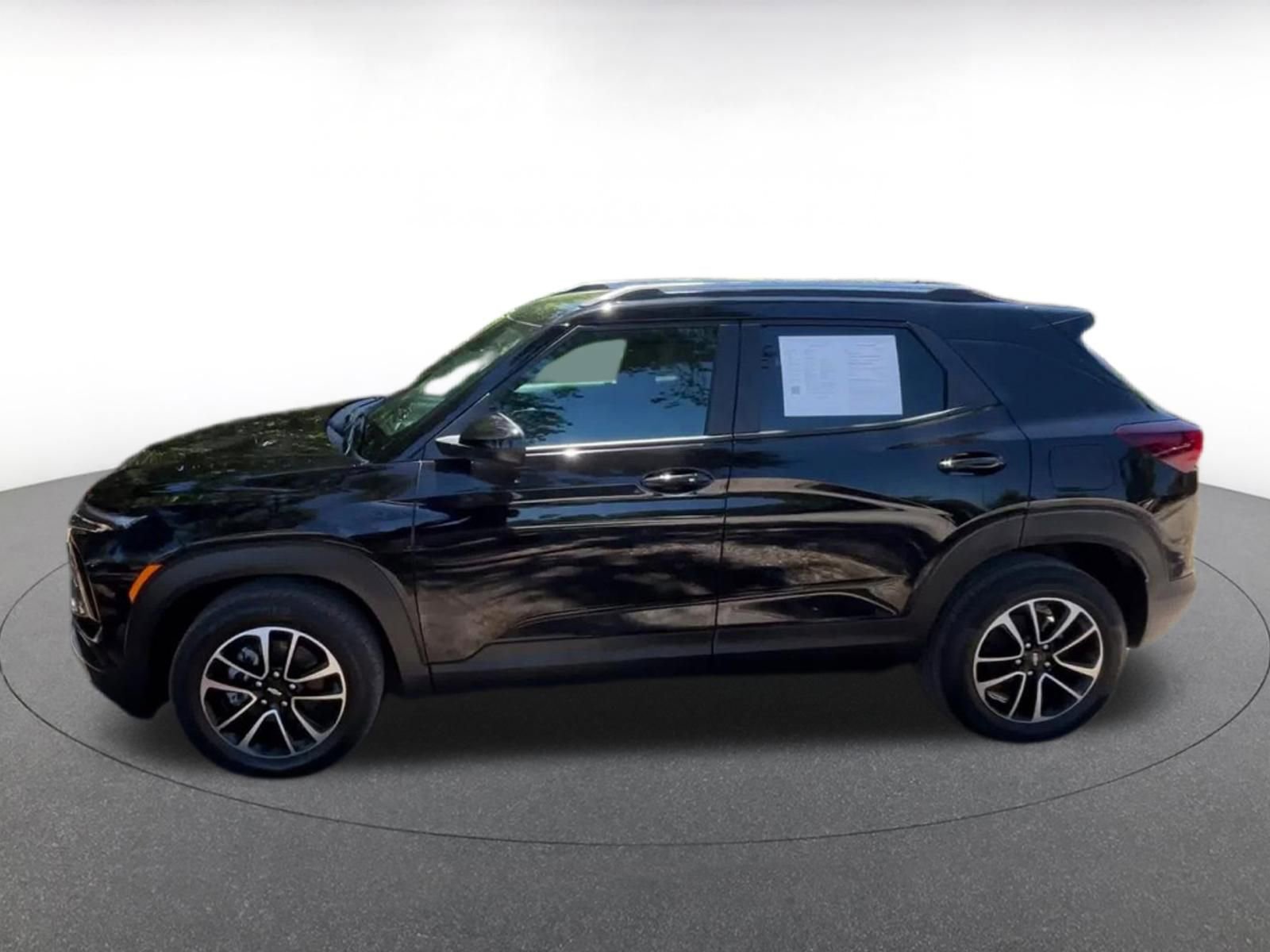 Thumbnail: 2025 Chevrolet TrailBlazer - 9