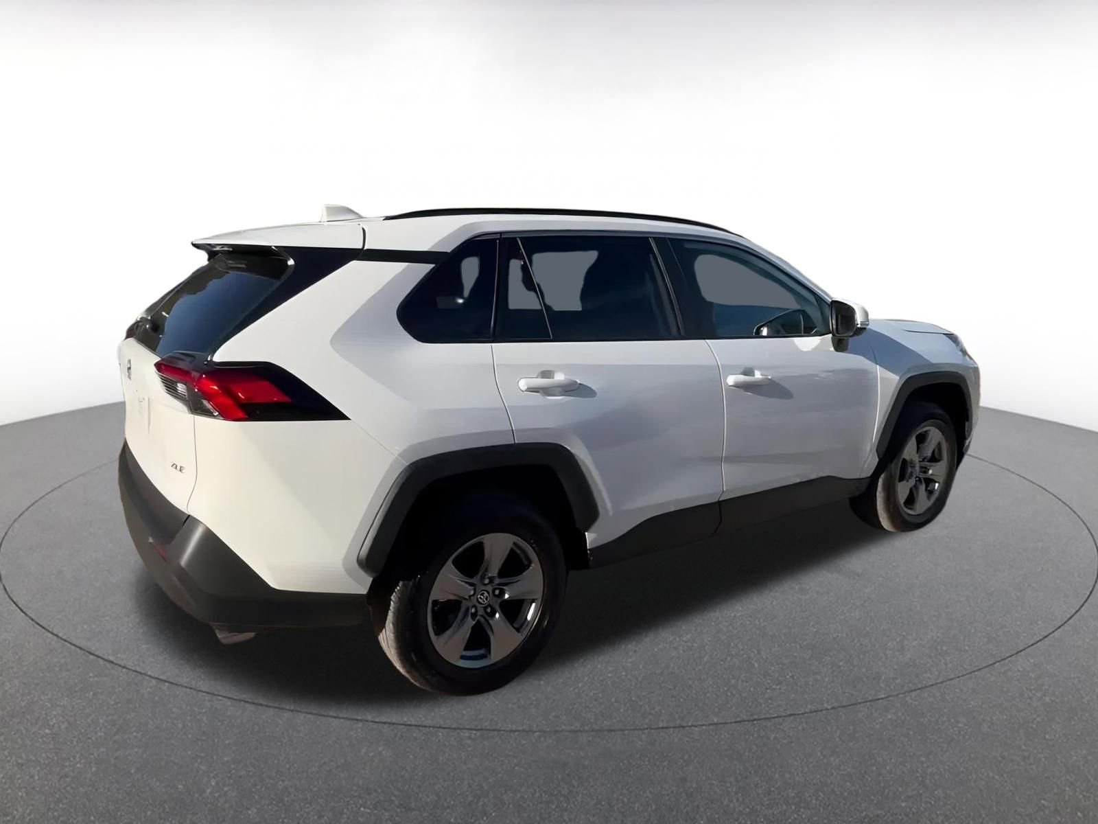 Thumbnail: 2025 Toyota RAV4 - 14