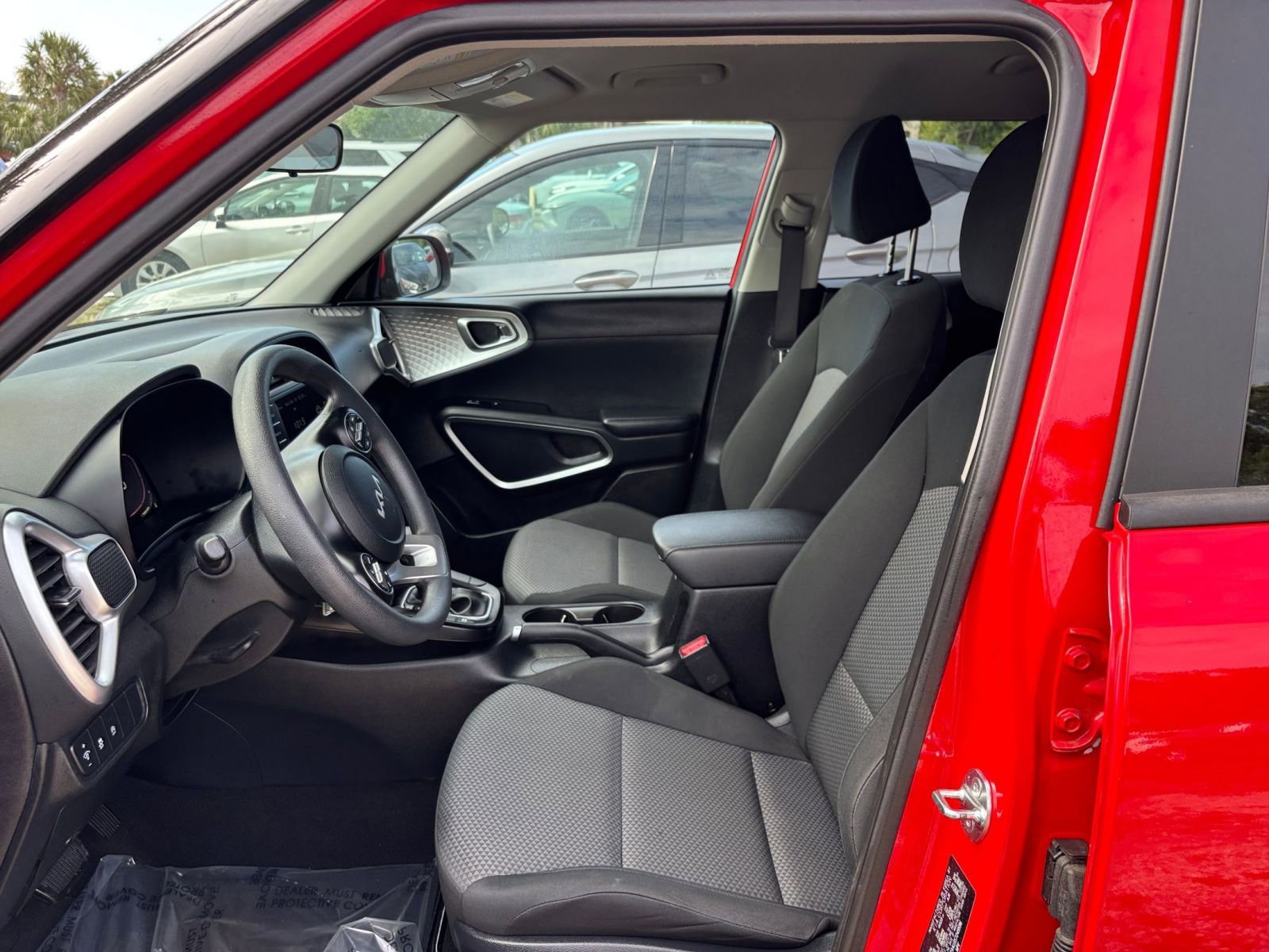 Thumbnail: 2025 Kia Soul - 25