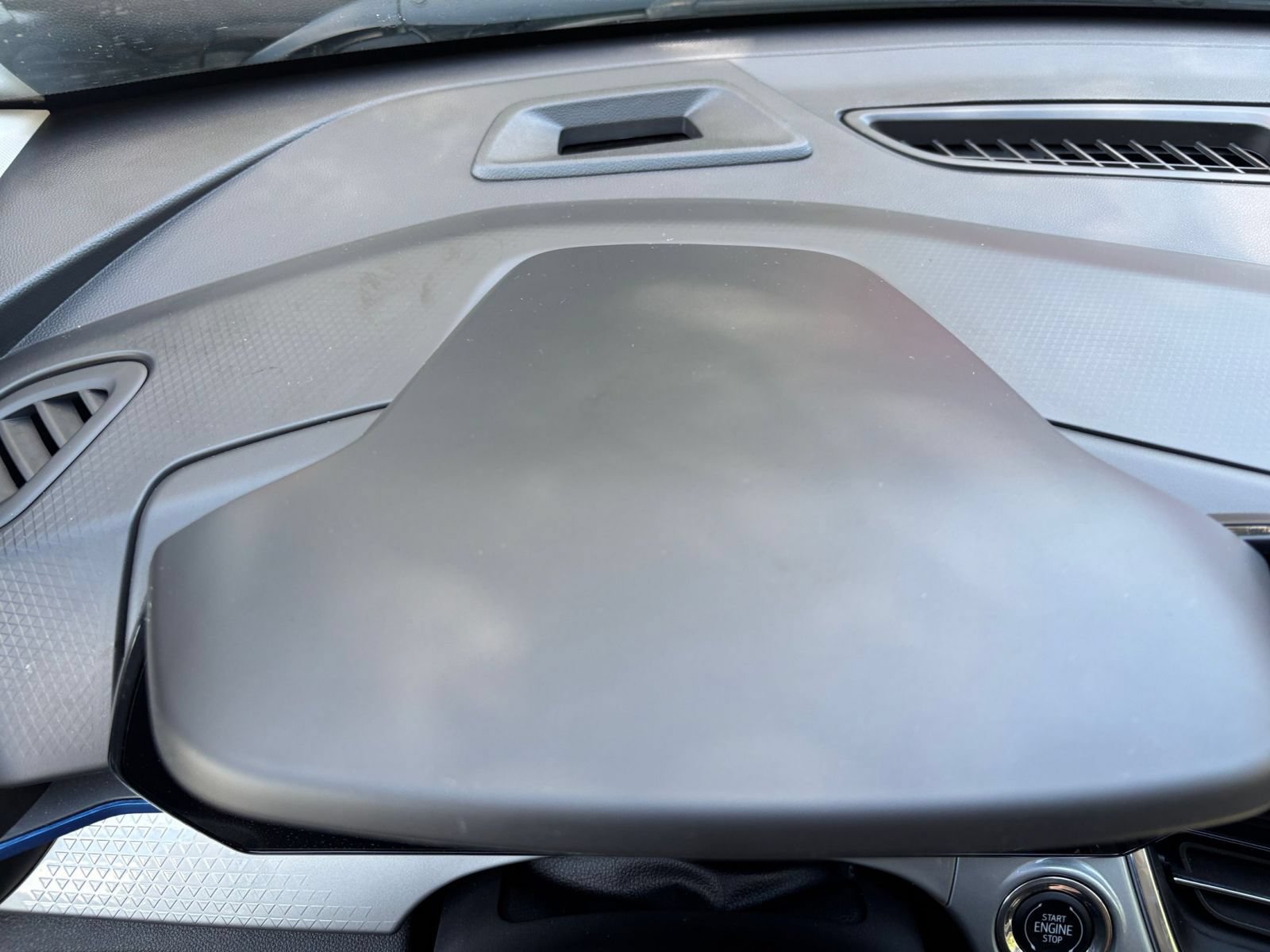 Thumbnail: 2025 Chevrolet Trax - 32