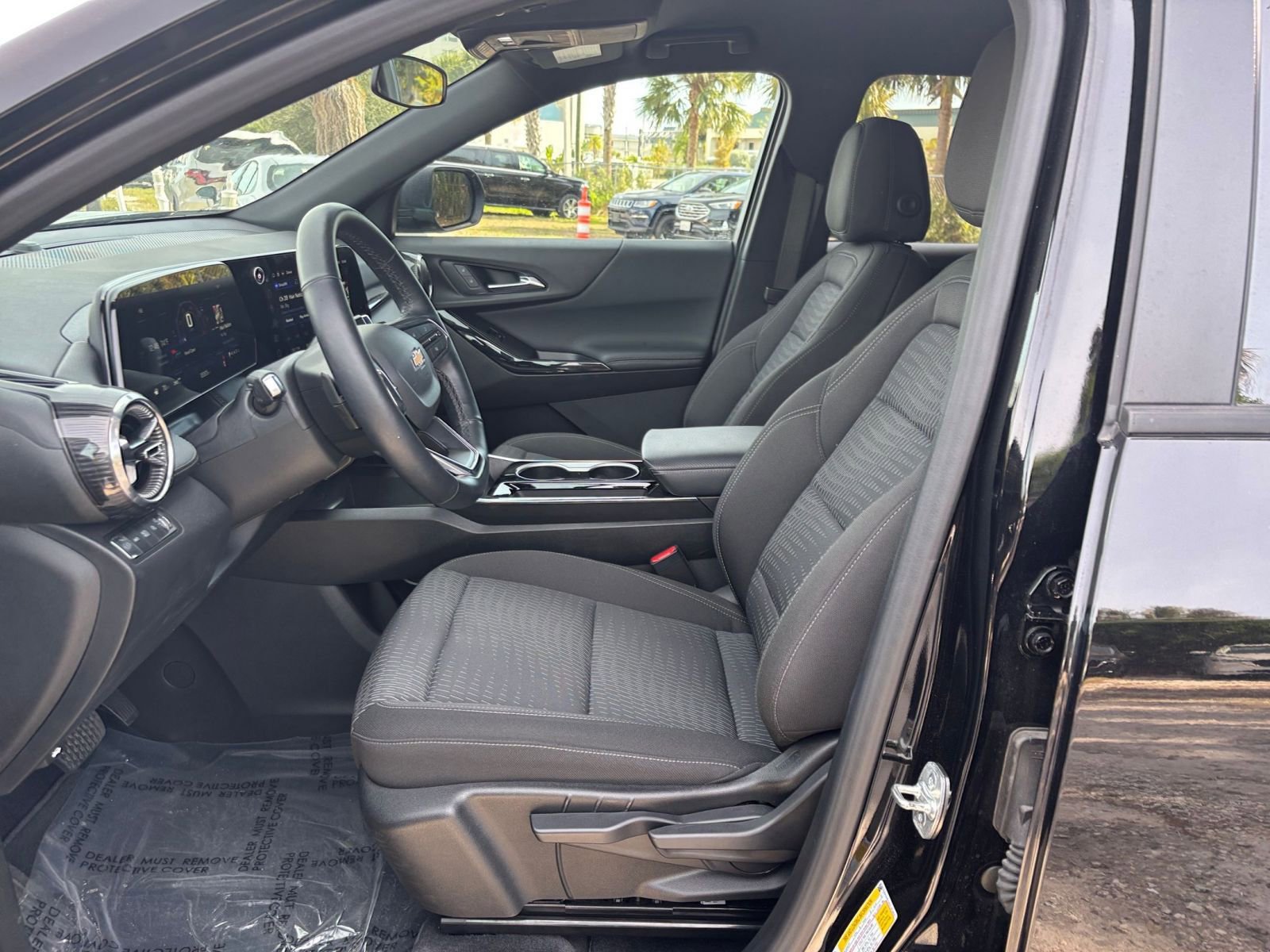 Thumbnail: 2025 Chevrolet Equinox - 28