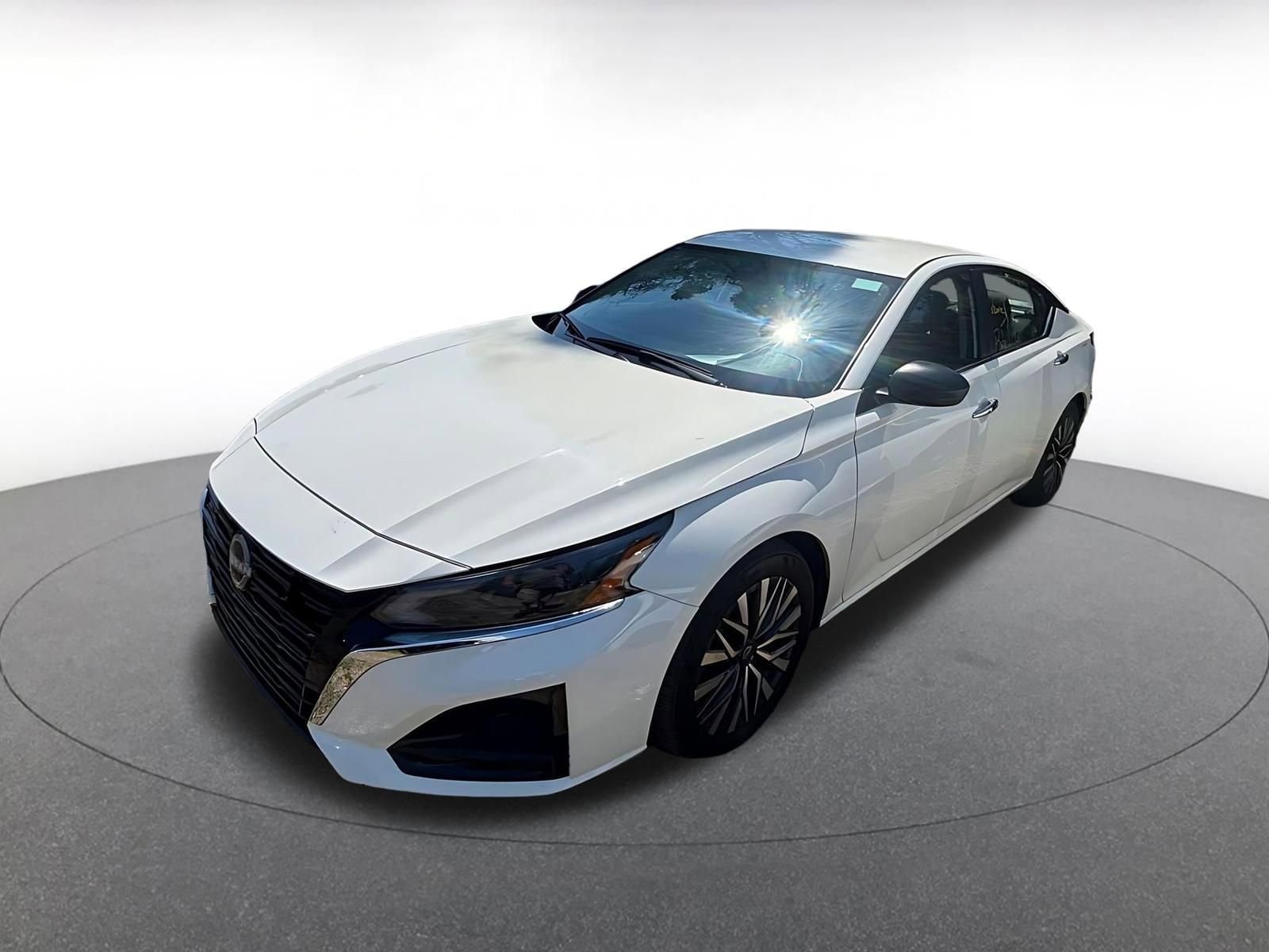 Thumbnail: 2025 Nissan Altima - 3