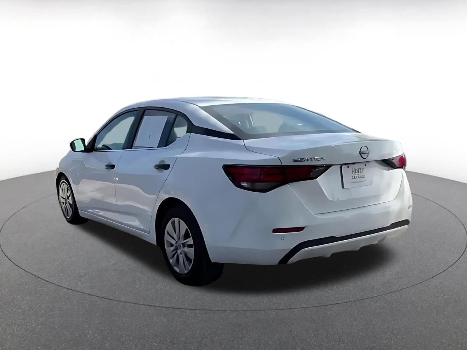 Thumbnail: 2025 Nissan Sentra - 11