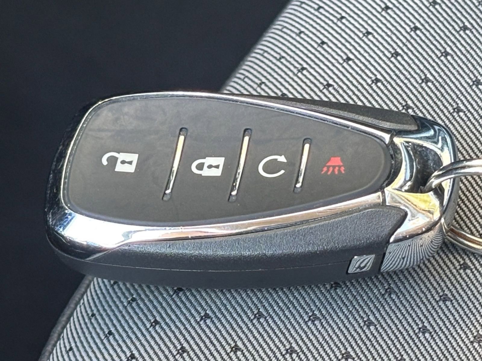 Thumbnail: 2025 Chevrolet Trax - 21