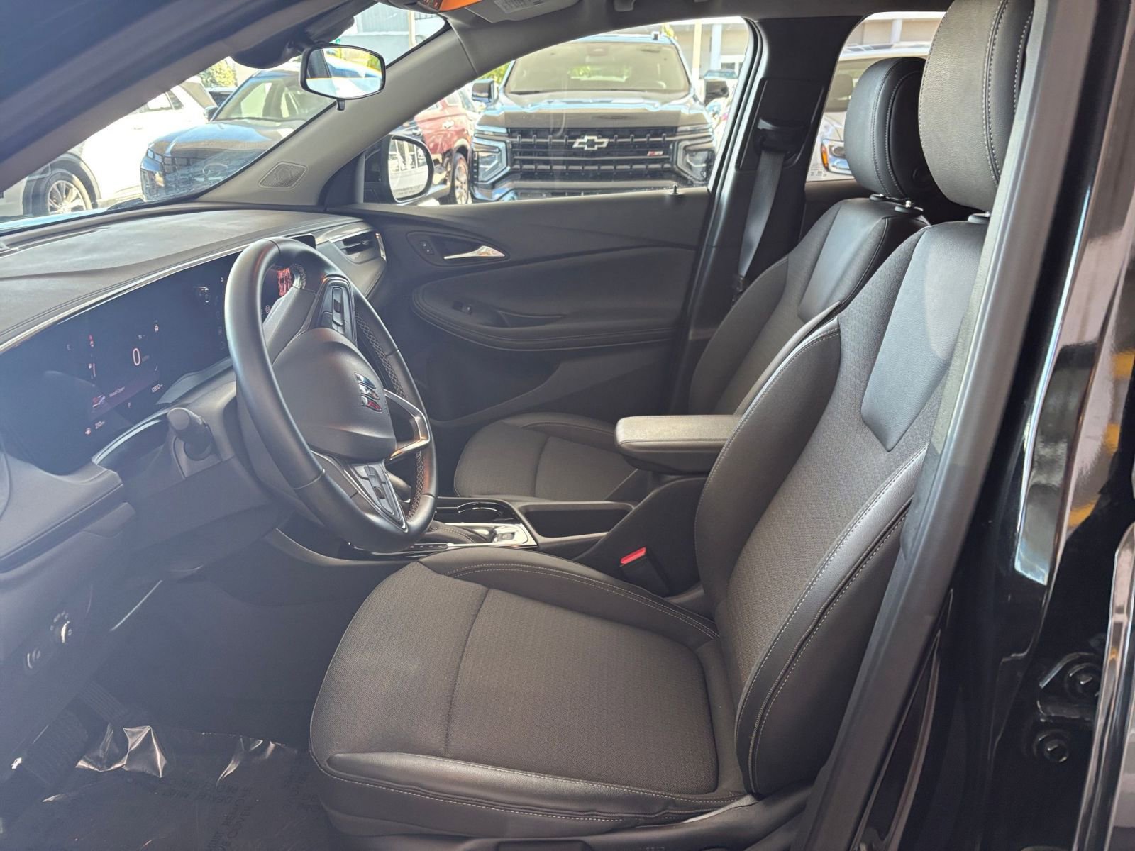 Thumbnail: 2025 Buick Encore GX - 27