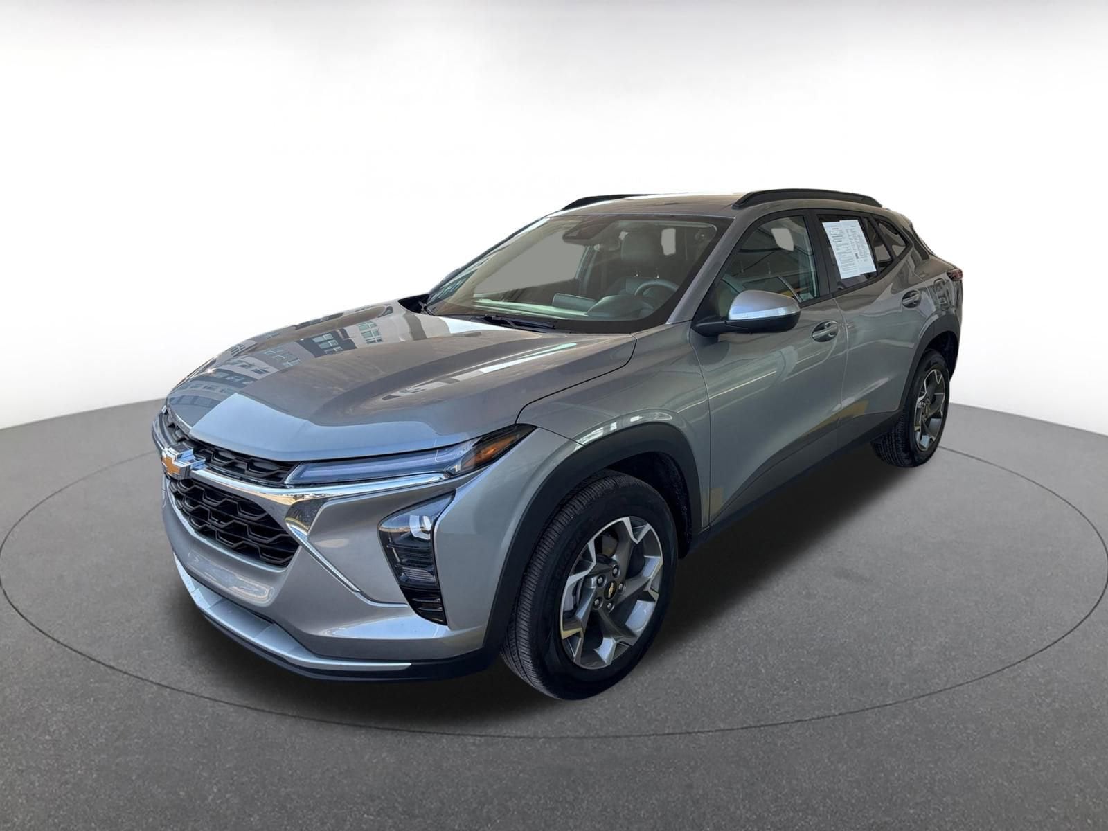 Thumbnail: 2025 Chevrolet Trax - 4