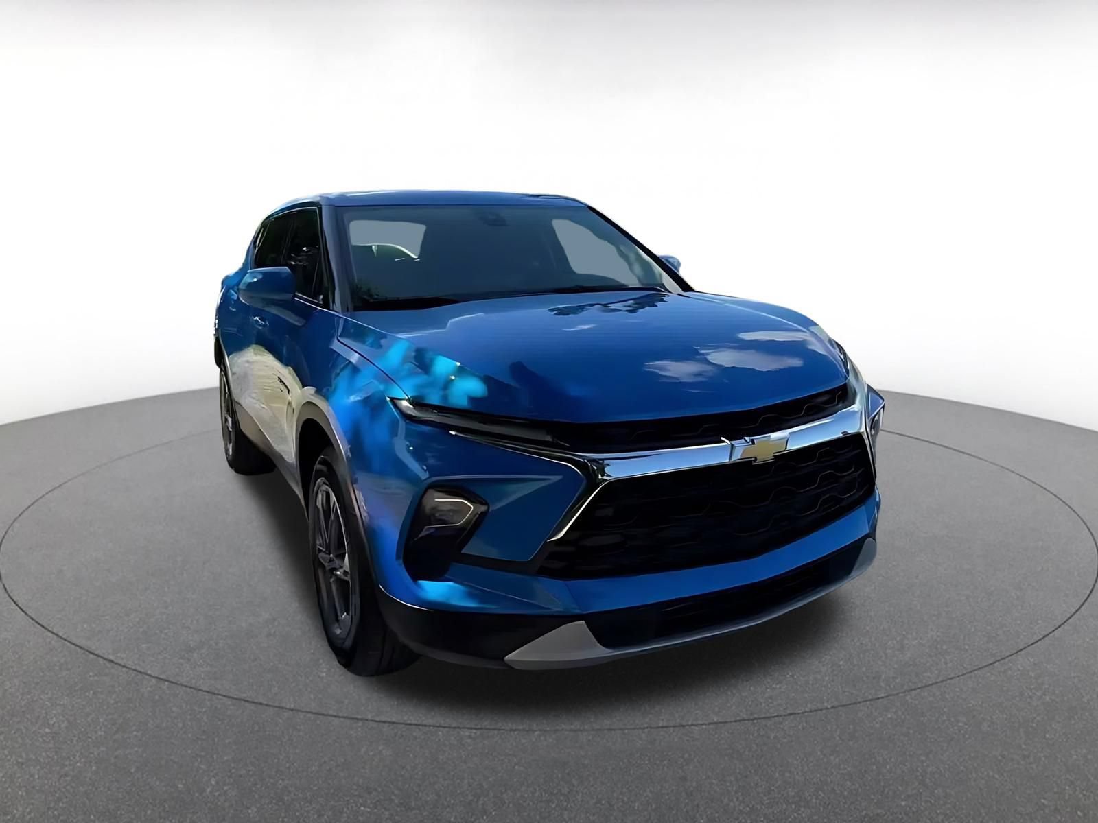 Thumbnail: 2026 Chevrolet Blazer - 3
