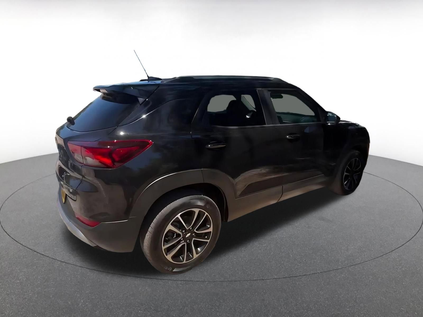 Thumbnail: 2025 Chevrolet TrailBlazer - 14