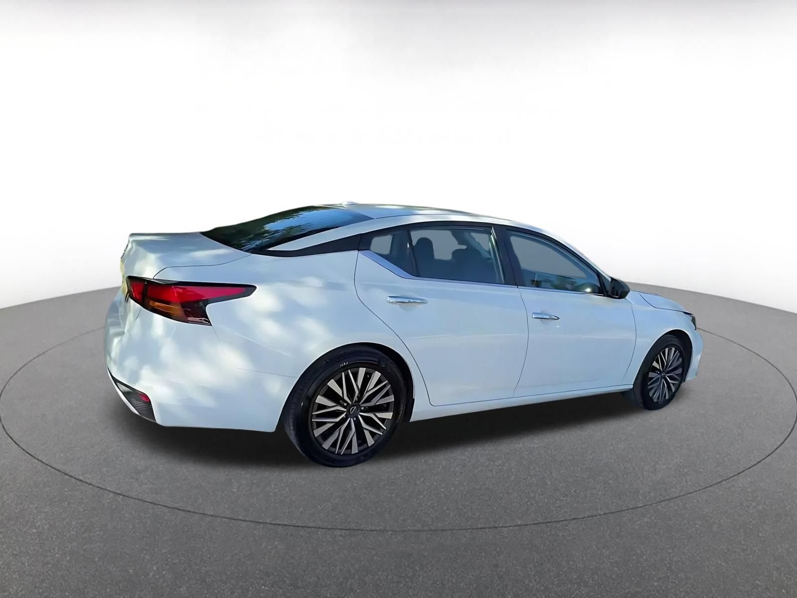 Thumbnail: 2025 Nissan Altima - 14