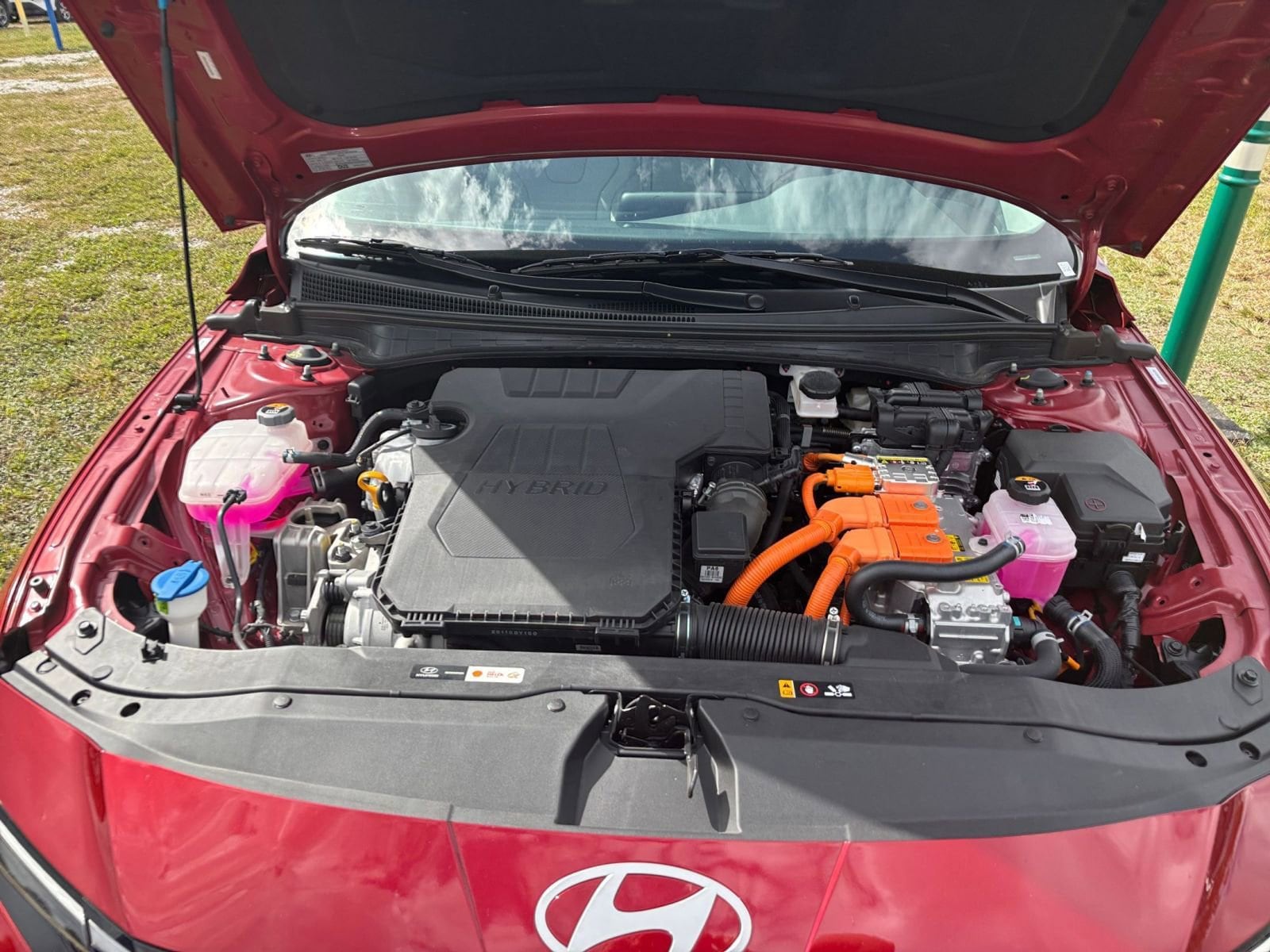 Thumbnail: 2025 Hyundai Elantra - 33