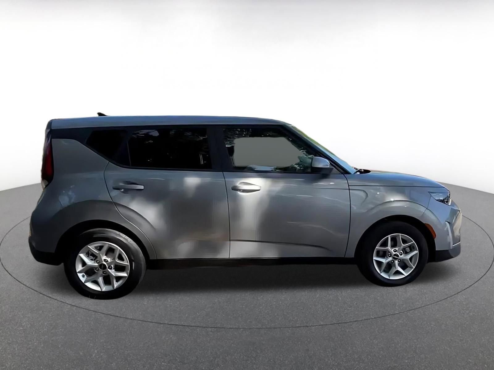 Thumbnail: 2025 Kia Soul - 16