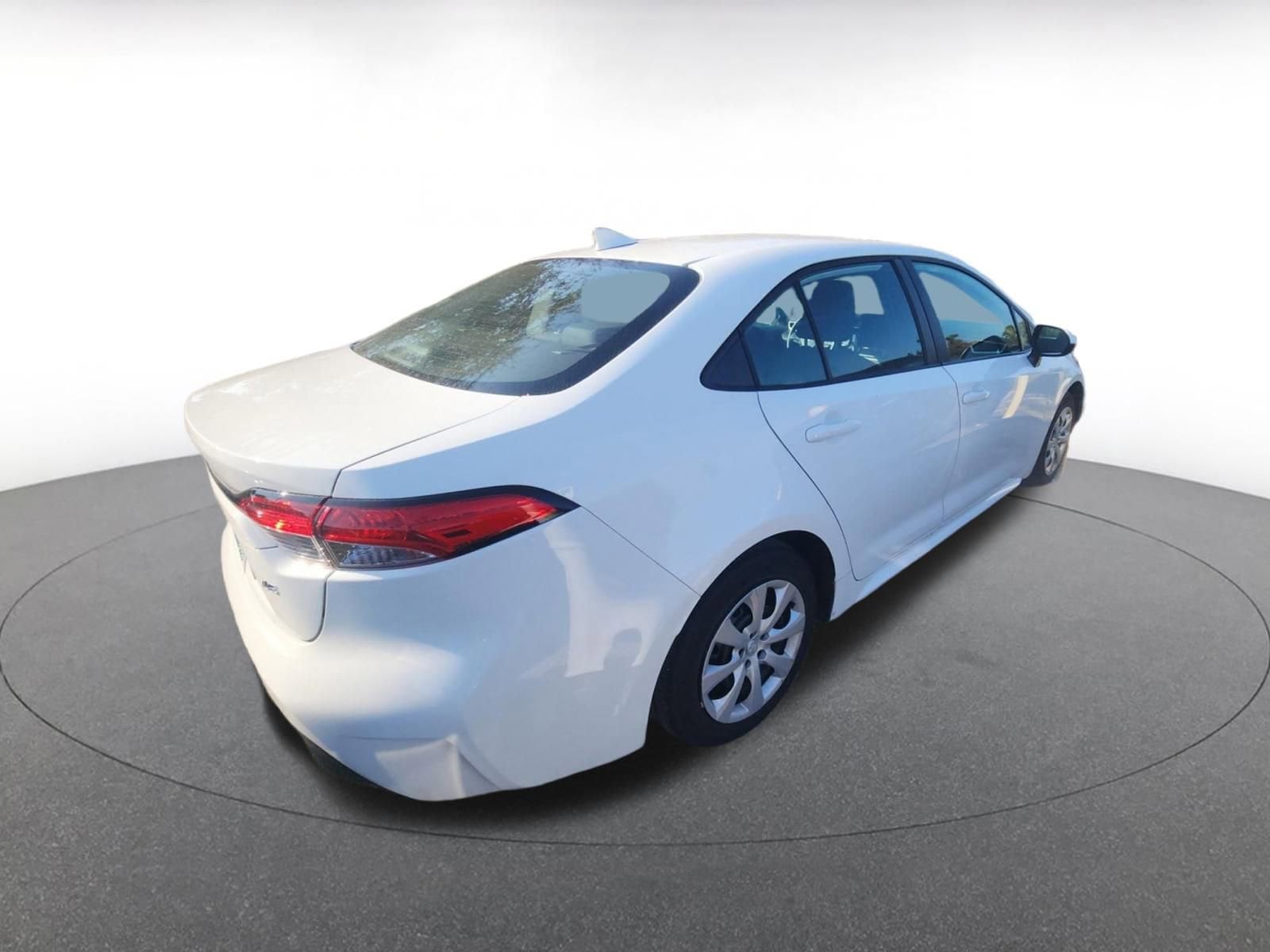 Thumbnail: 2025 Toyota Corolla - 8