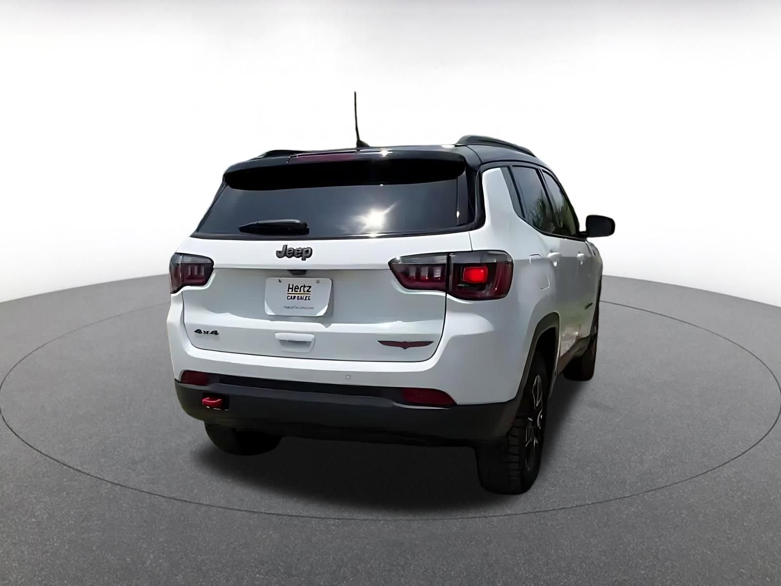 Thumbnail: 2025 Jeep Compass - 15