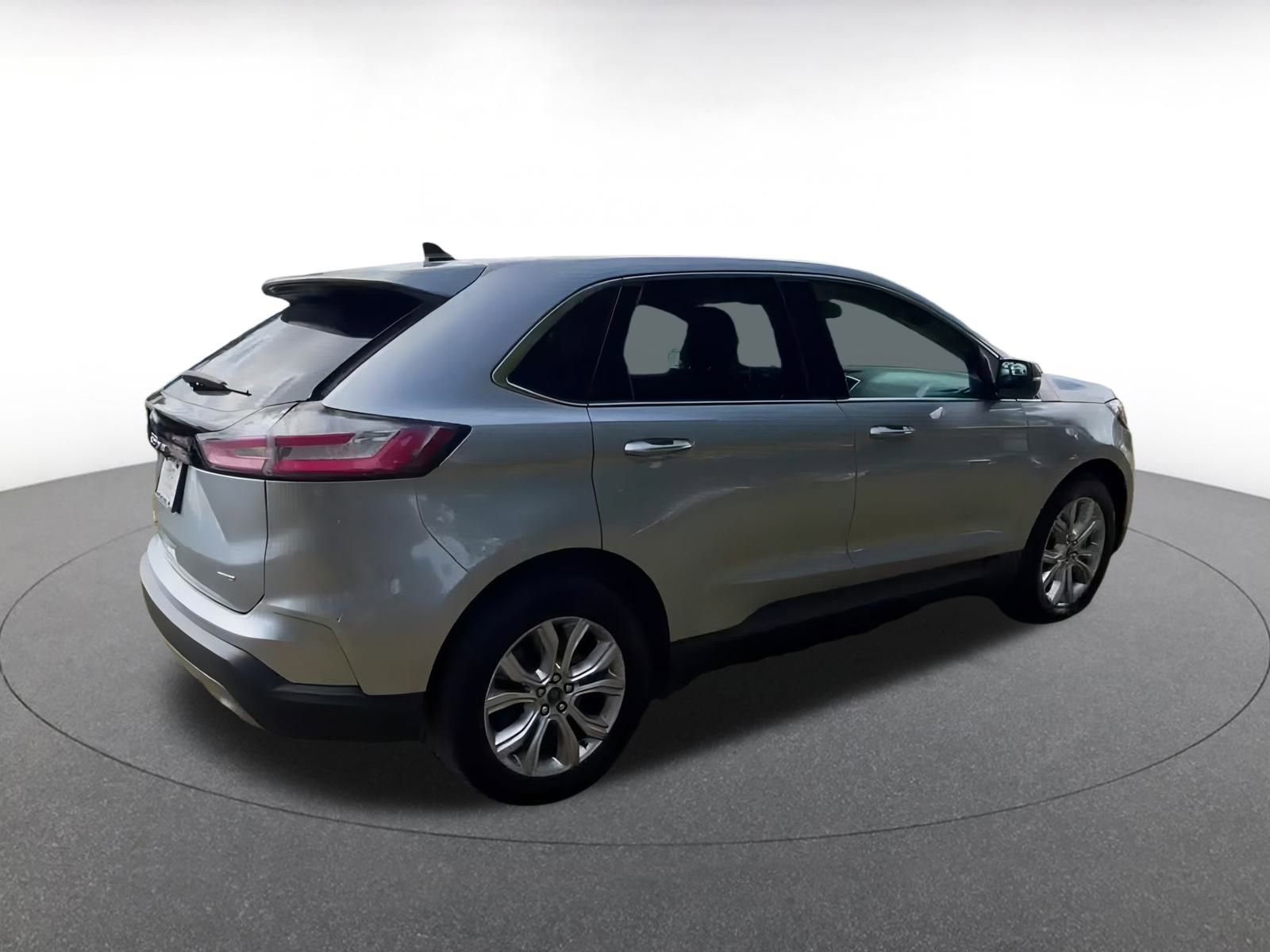 Thumbnail: 2022 Ford Edge - 14