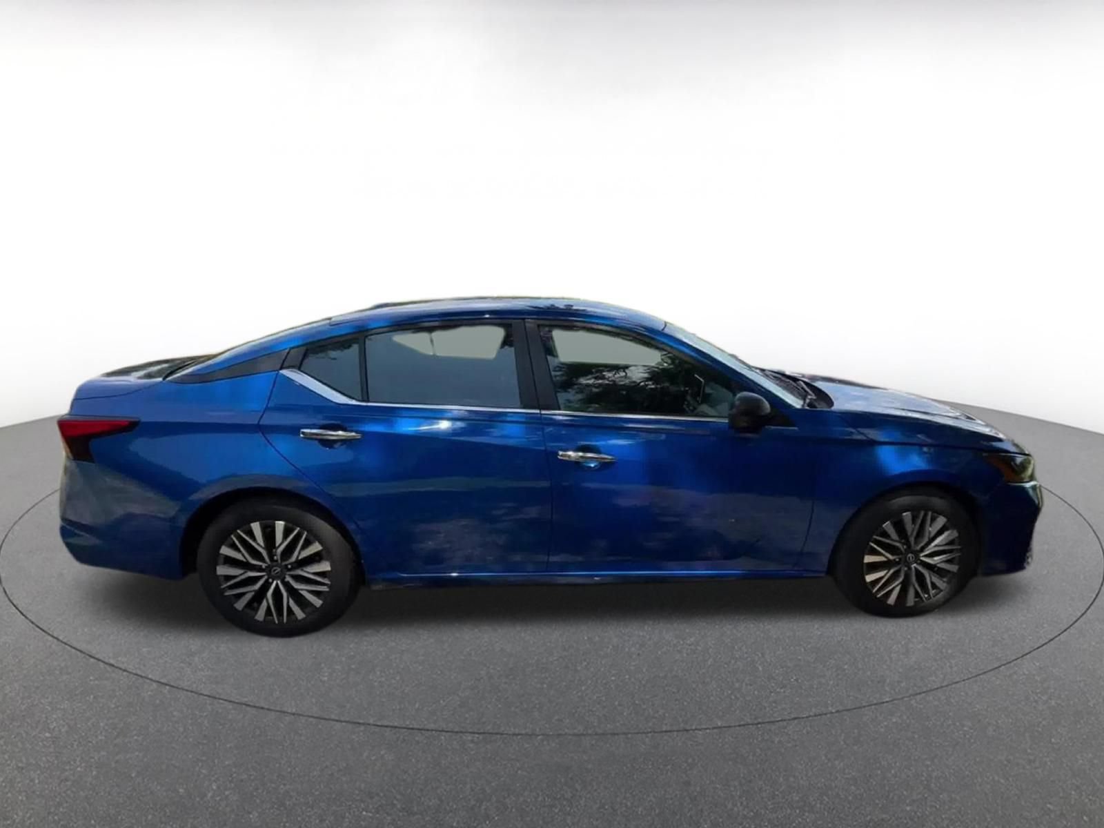 Thumbnail: 2025 Nissan Altima - 16