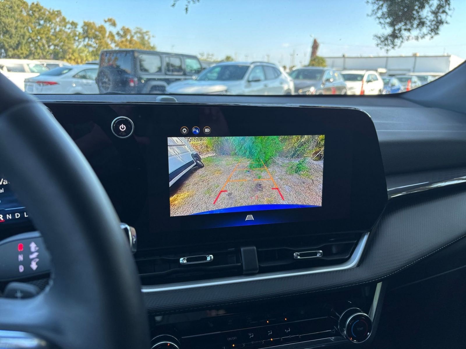 Thumbnail: 2025 Chevrolet Equinox - 17