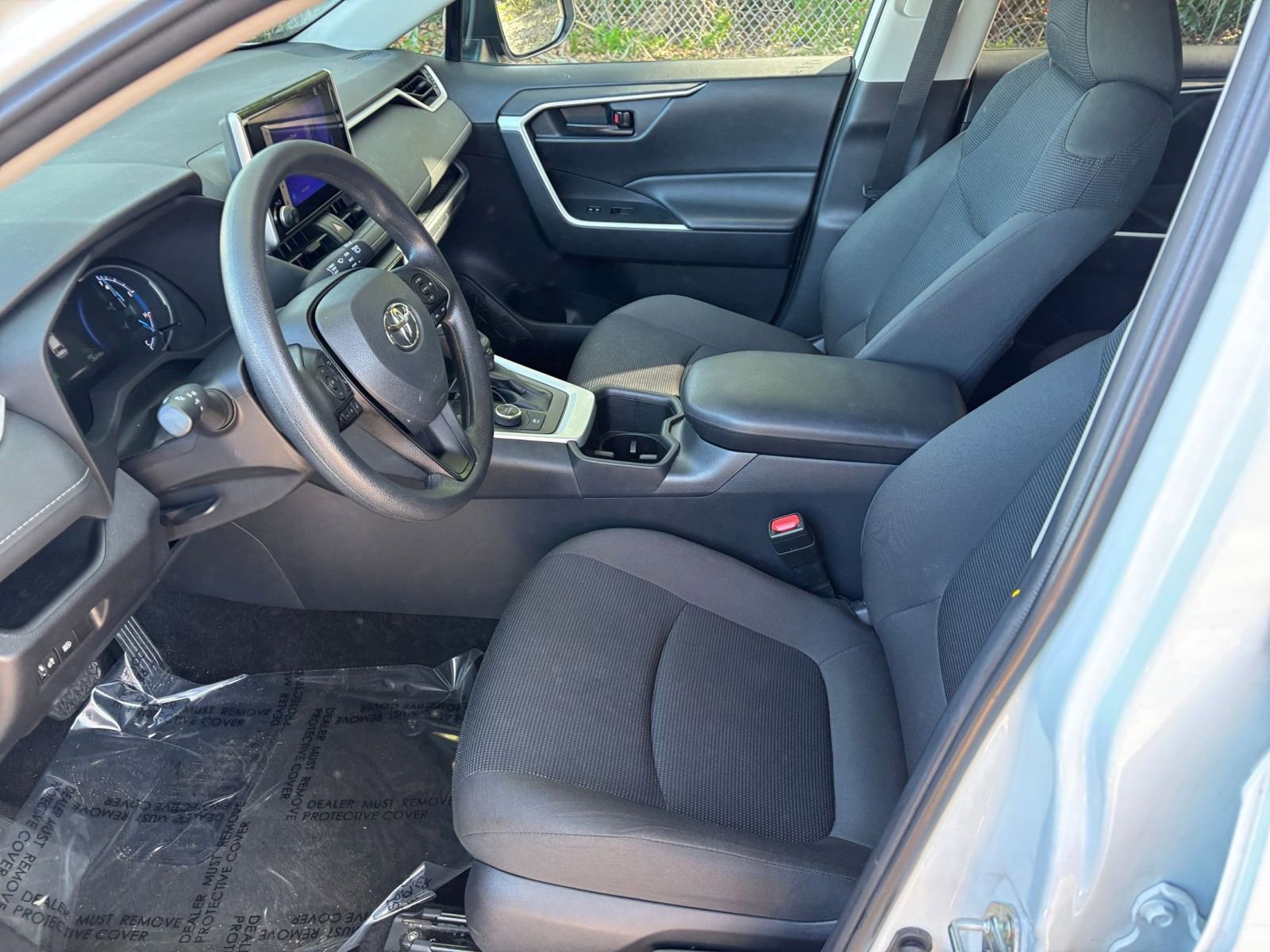 Thumbnail: 2025 Toyota RAV4 - 28