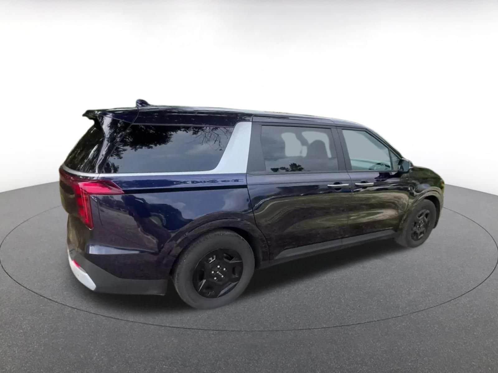 Thumbnail: 2026 Kia Carnival - 14