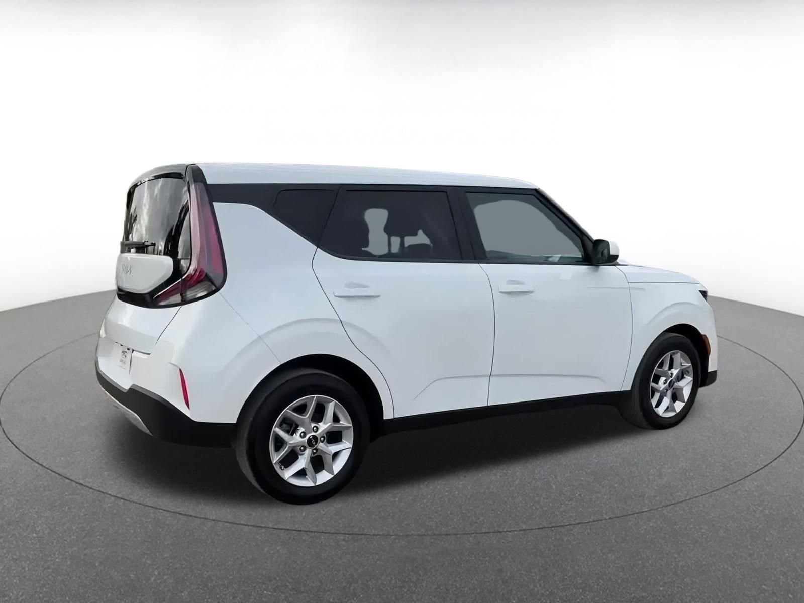 Thumbnail: 2025 Kia Soul - 16