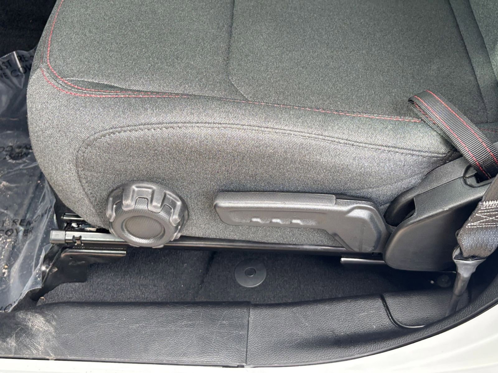 Thumbnail: 2025 Jeep Wrangler - 23