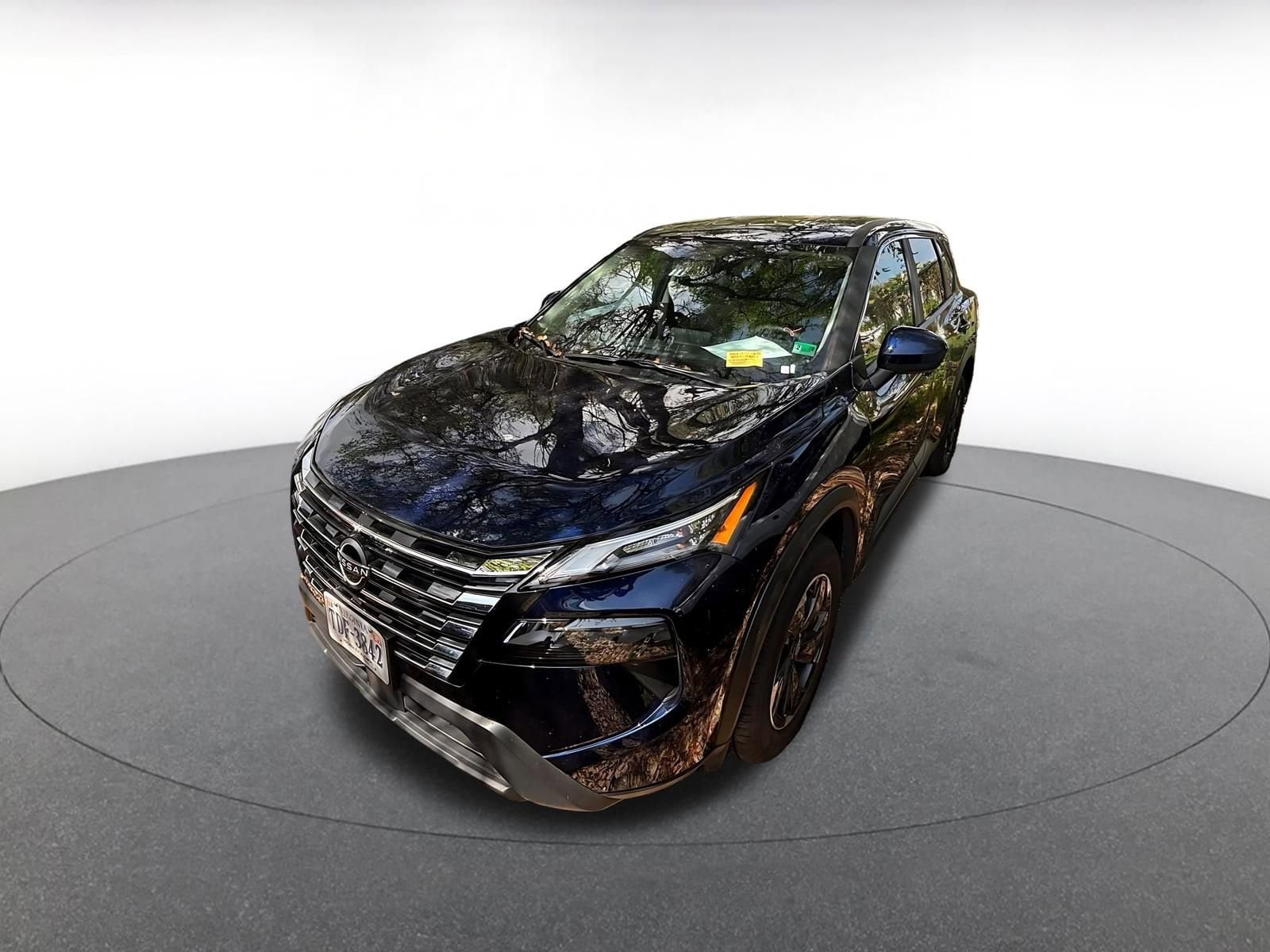 Thumbnail: 2025 Nissan Rogue - 1