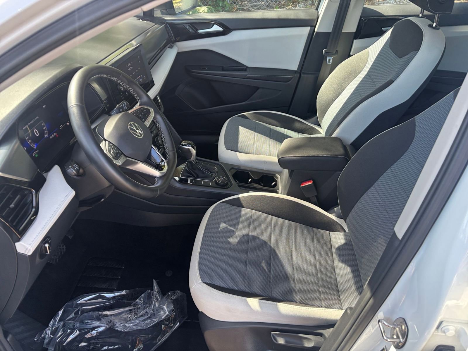 Thumbnail: 2025 Volkswagen Taos - 27