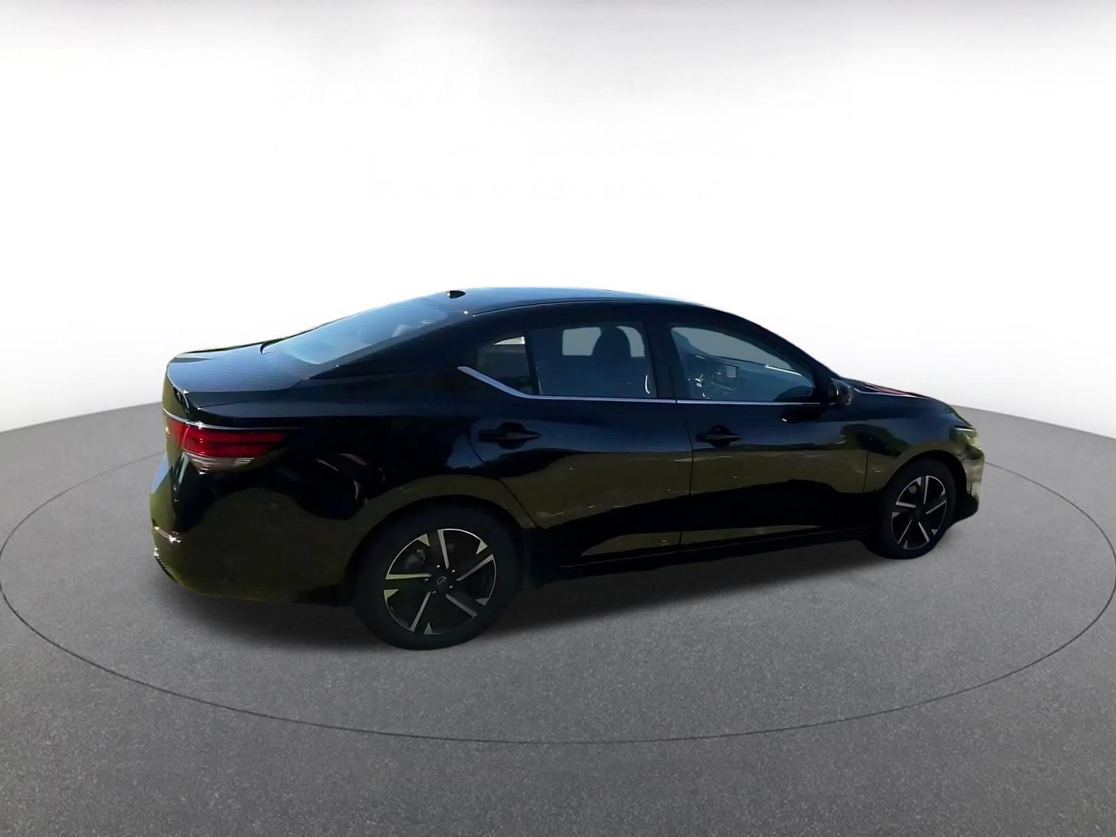 Thumbnail: 2025 Nissan Sentra - 9