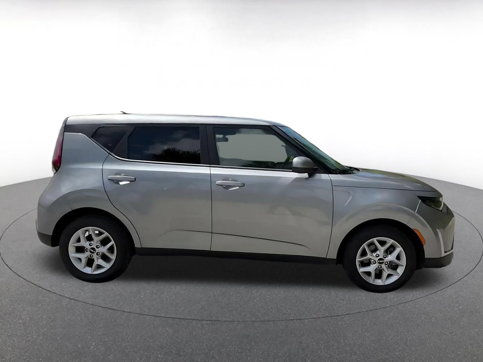 Thumbnail: 2025 Kia Soul - 15