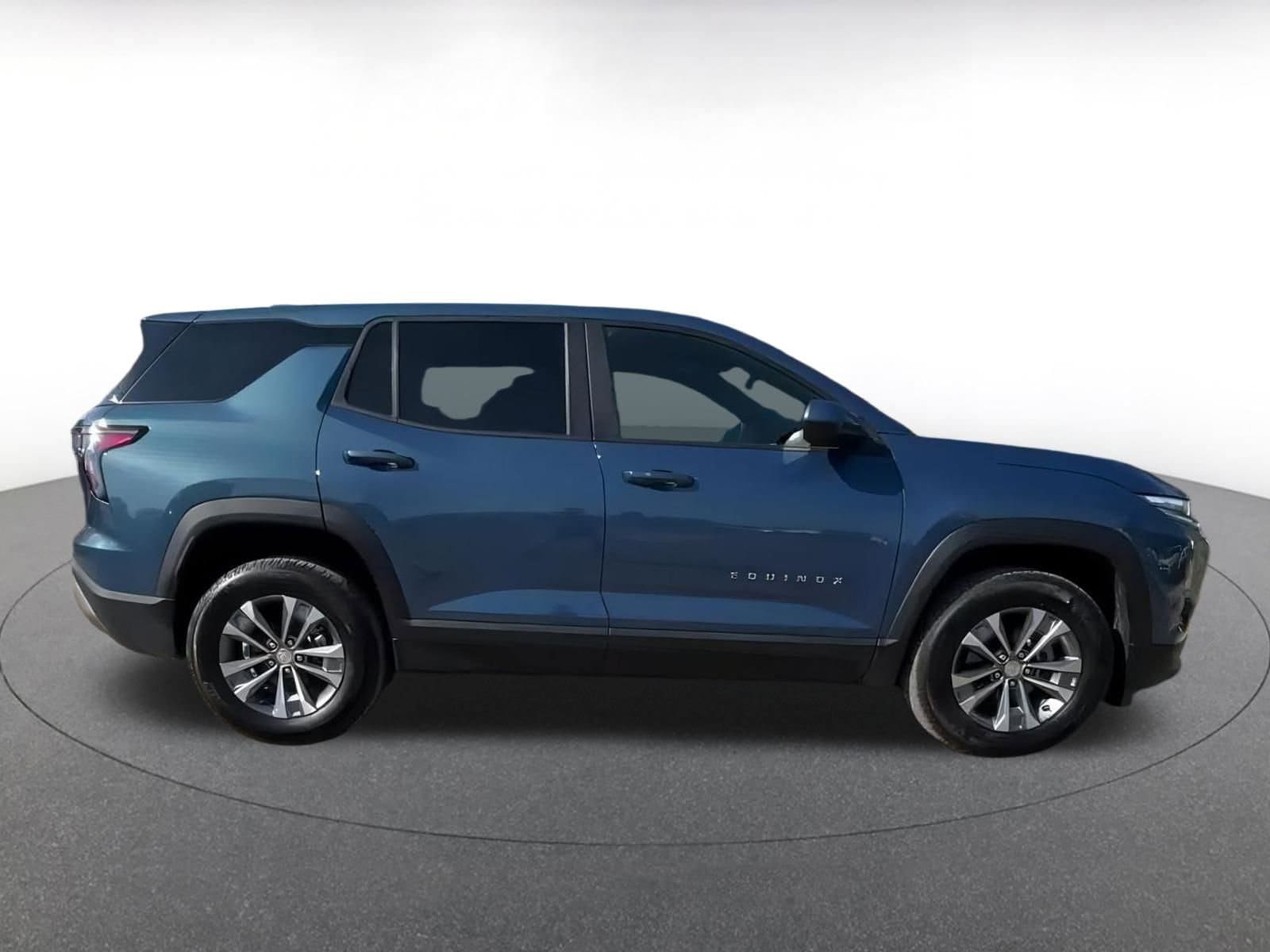 Thumbnail: 2025 Chevrolet Equinox - 16