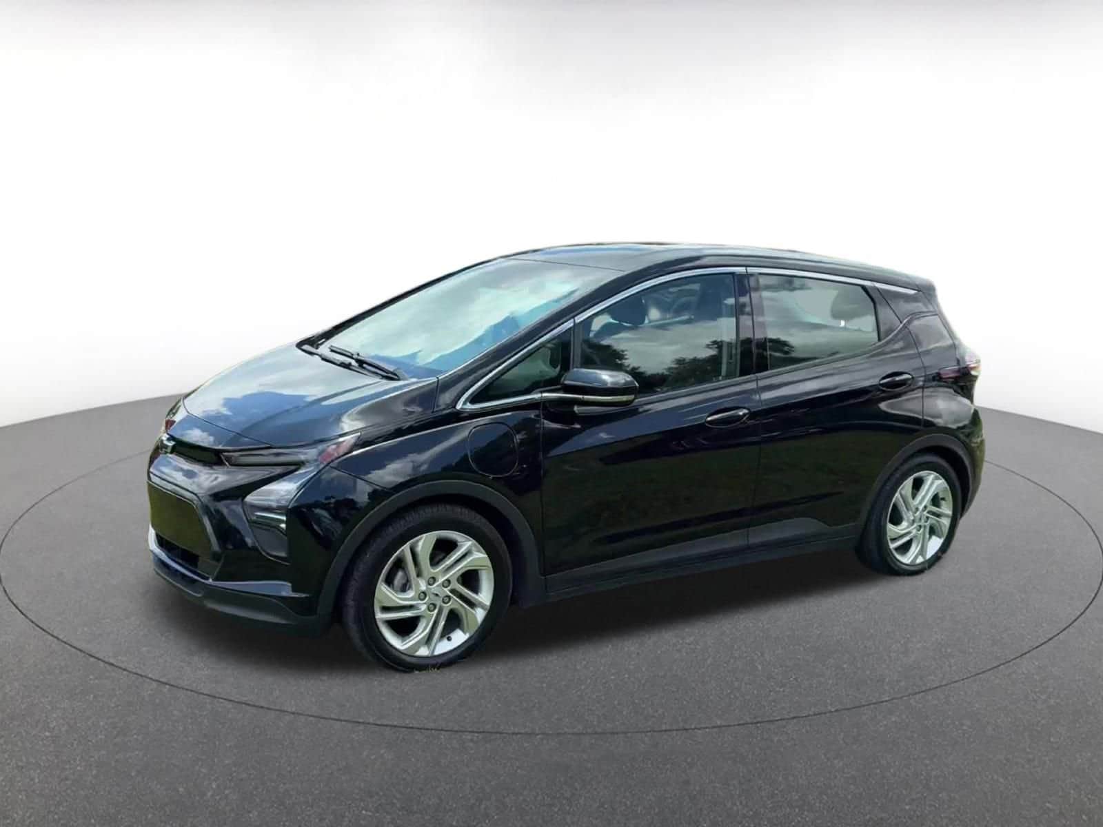 Thumbnail: 2023 Chevrolet Bolt EV - 8